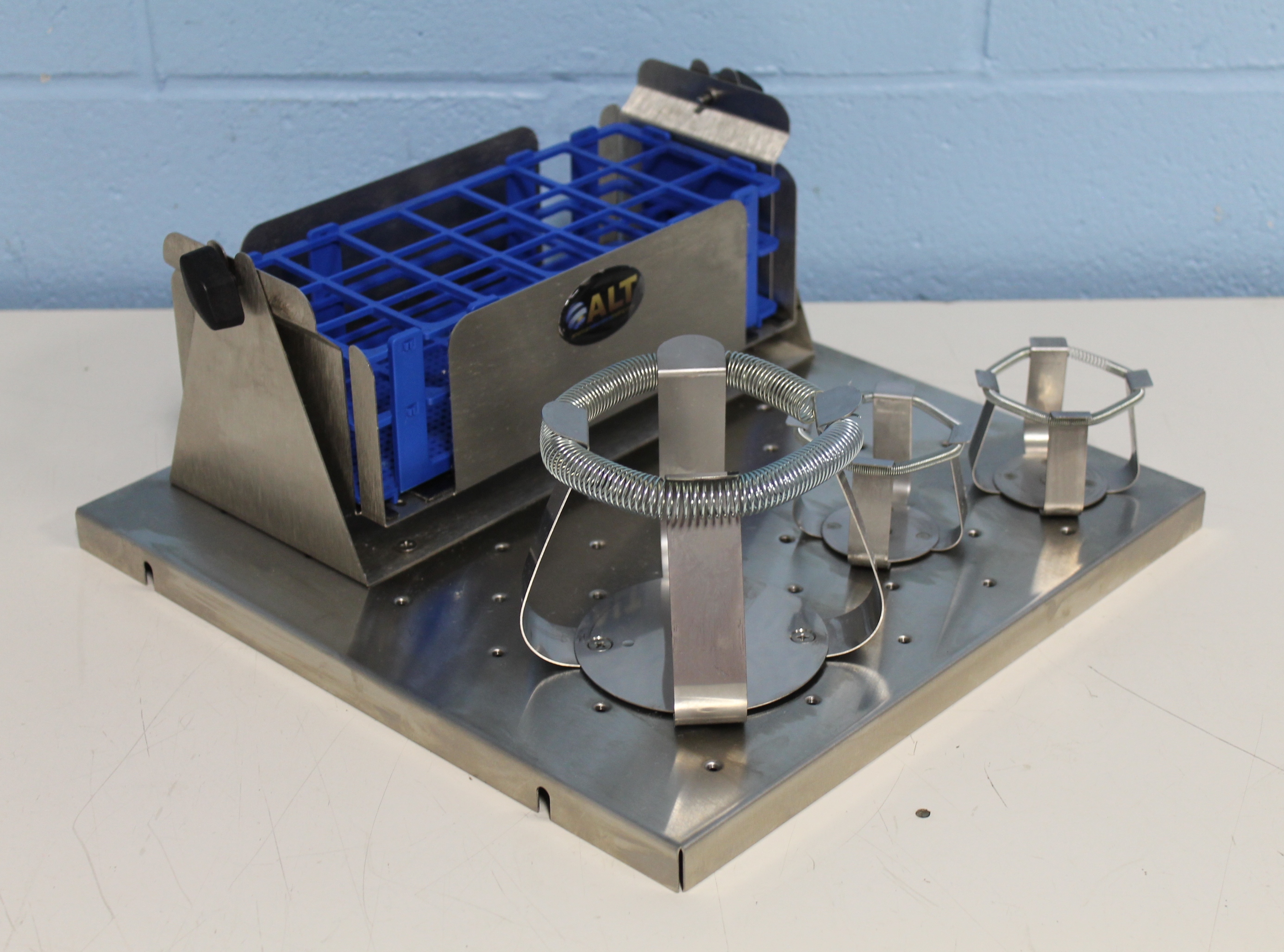VWR Scientific 13×13 Universal Platform 1 Stainless Steel Rack and 3 Stainless Steel Flask Clamps