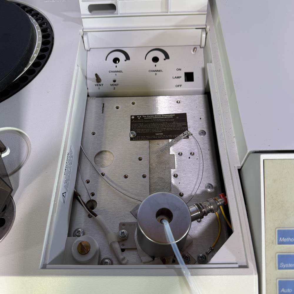 PerkinElmer Autosystem XL Gas Chromatograph