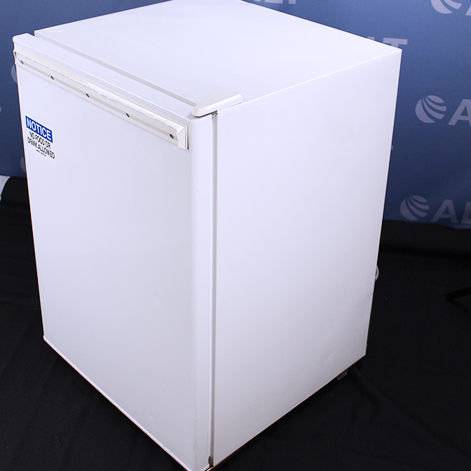 General Electric Spacemaker Compact Refrigerator Model GMR06AAPAWW