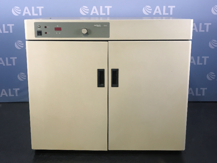 VWR Scientific Model 1555 General Purpose Double Door Incubator