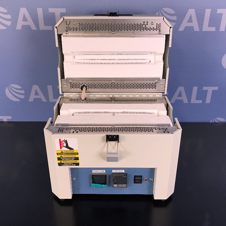 Thermo Electron Corporation Lindberg/Blue M Mini-Mite Tube Furnace Model TF55030A-1
