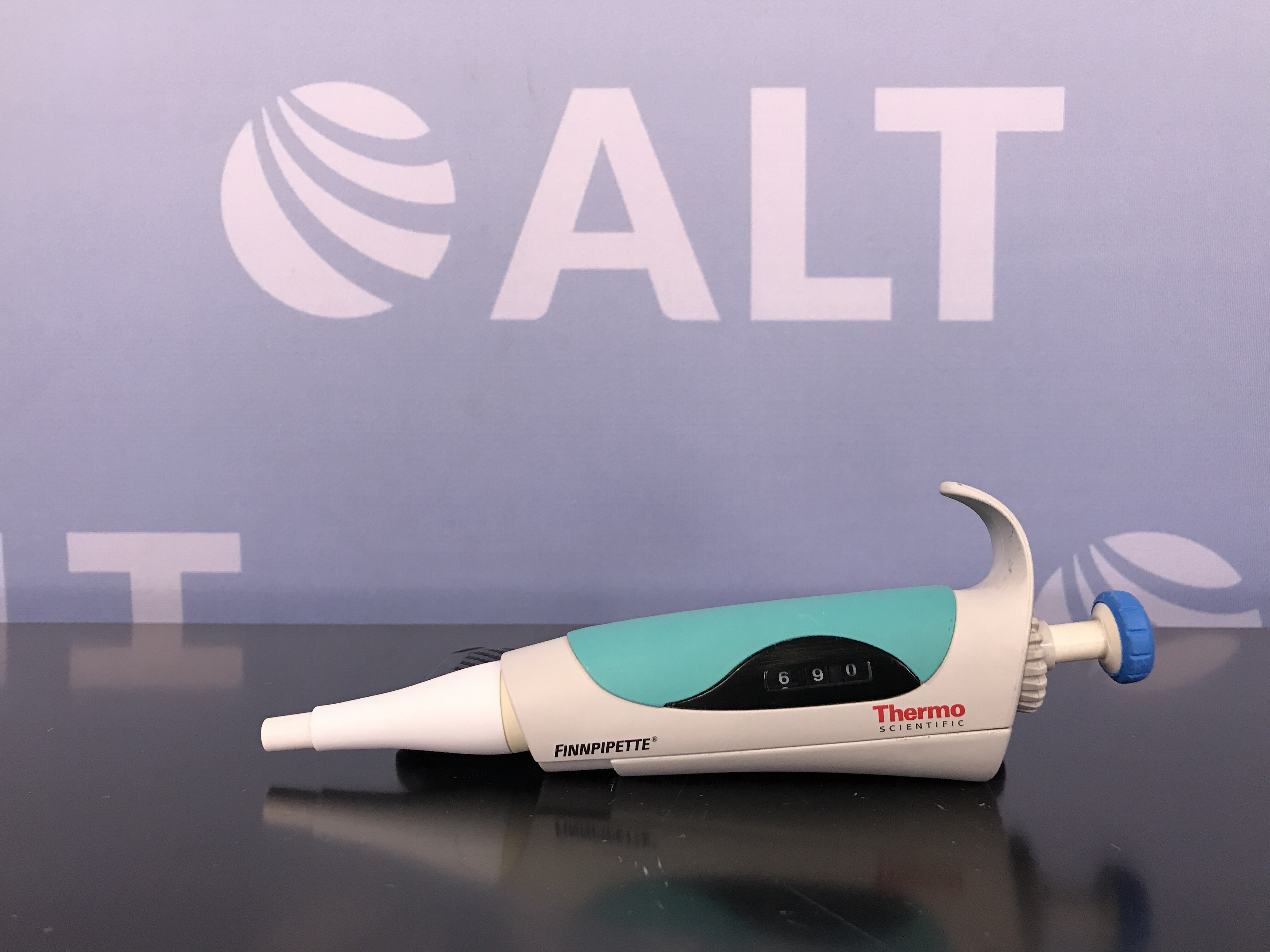 Thermo Scientific Finnpipette Focus Short Pipettor, 100 to 1000 µL