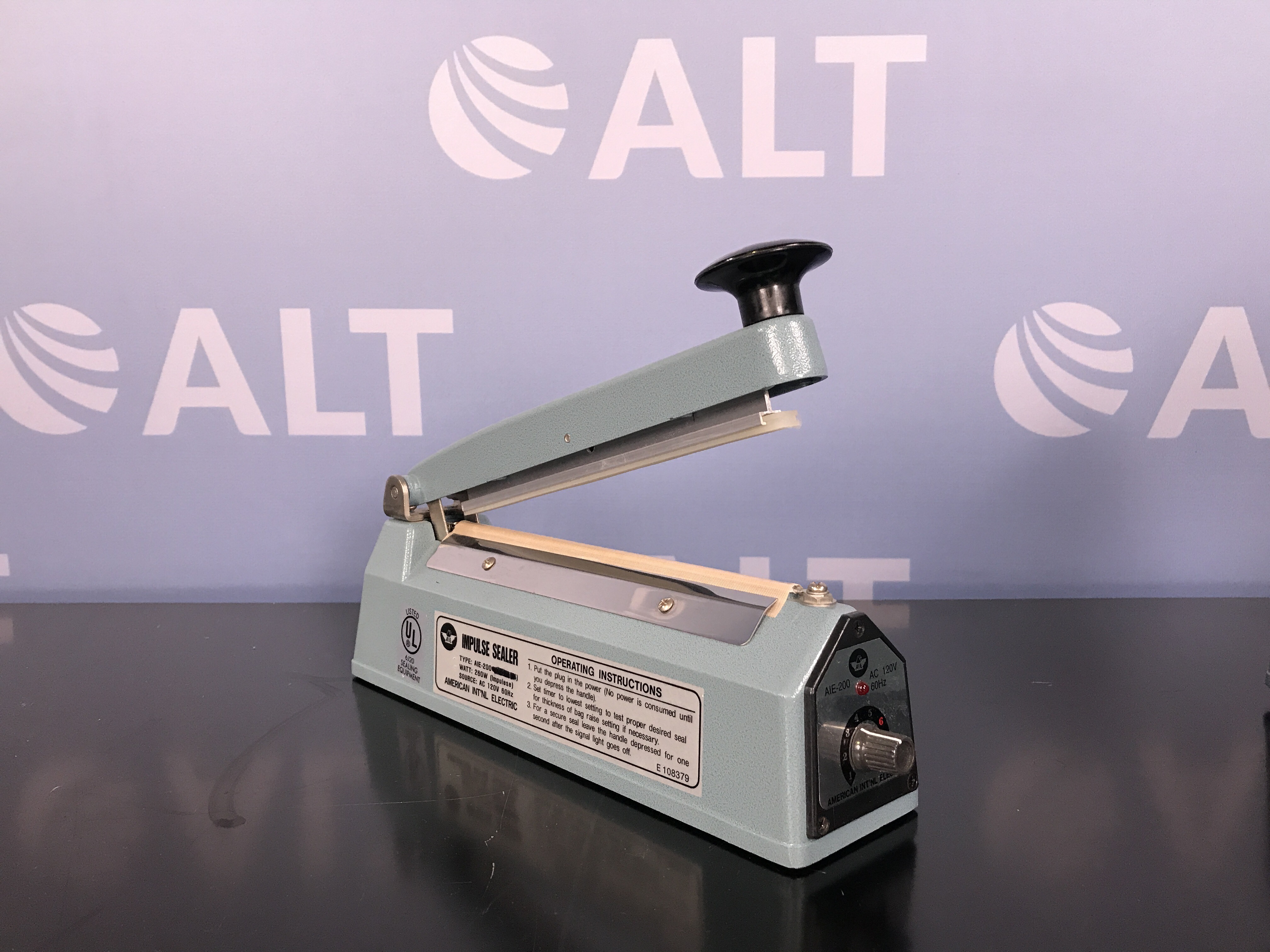American International AIE-200 Hand Sealer