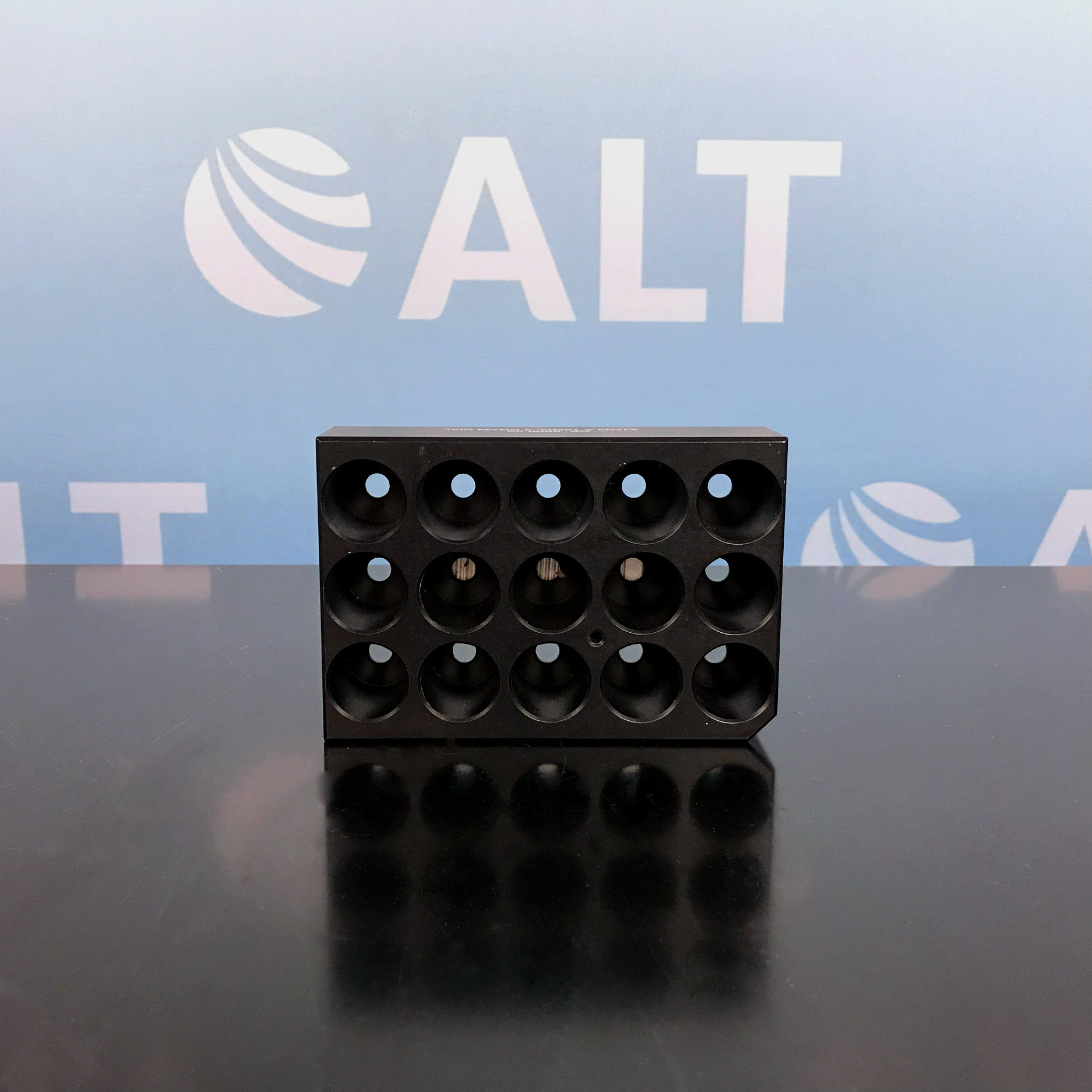 Chemglass OptiCHEM 15-Position Block for 21 x 70mm 4 Dram (16mL) Flat Bottom Vials P/N OP-6600-09