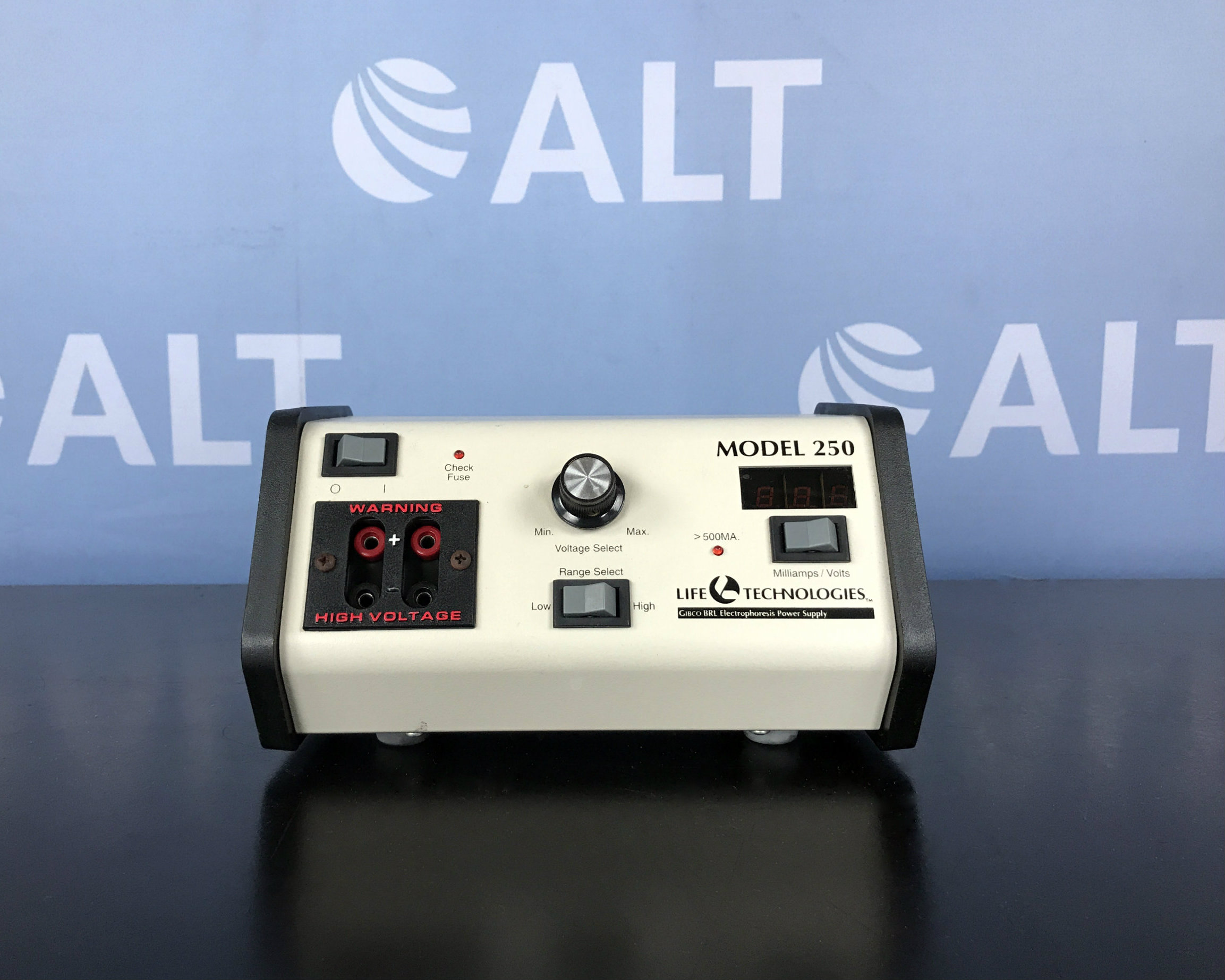 Life Technologies Inc. 250 Electrophoresis Power Supply