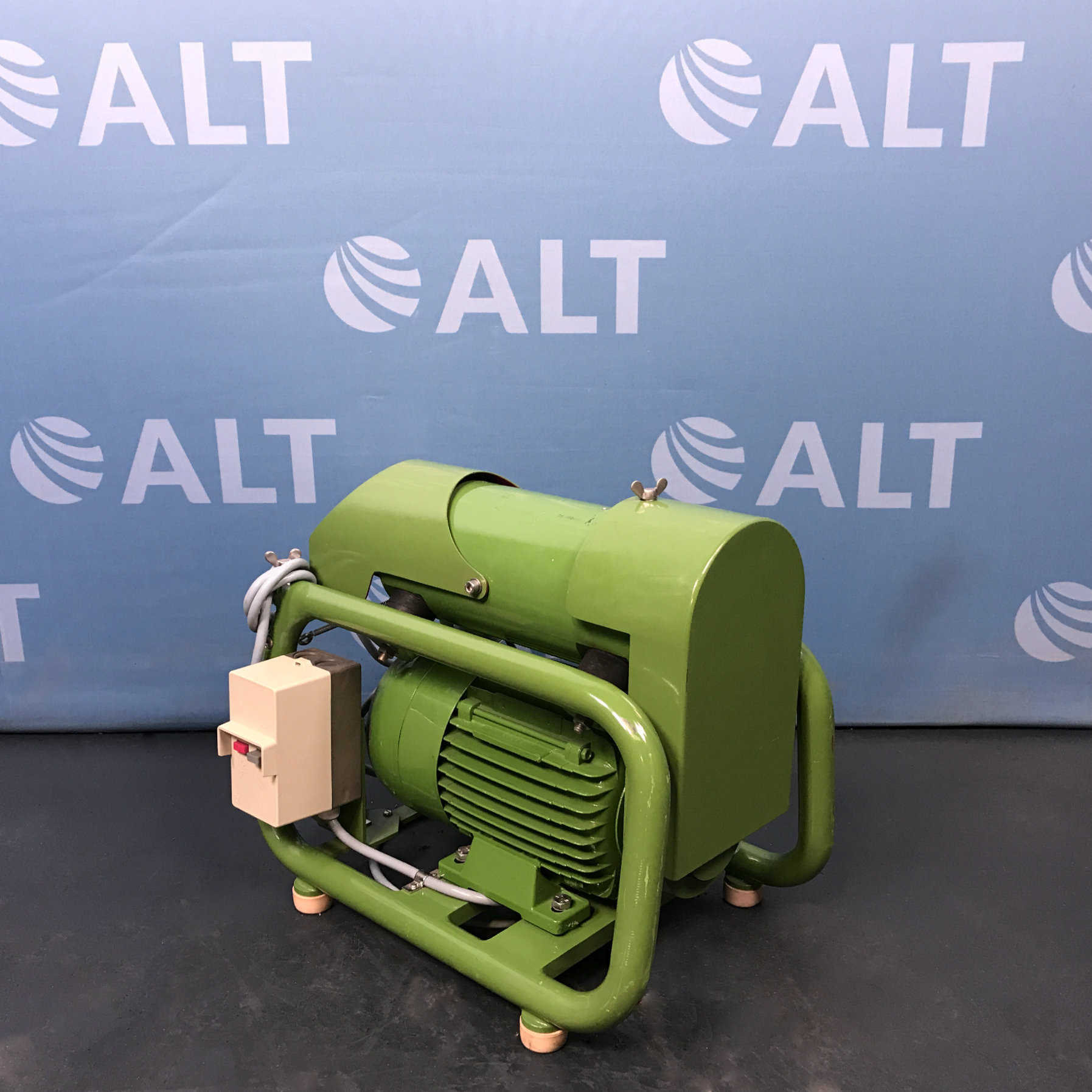 B. Braun 853023 Vacuum Pump with Kaiser Motor