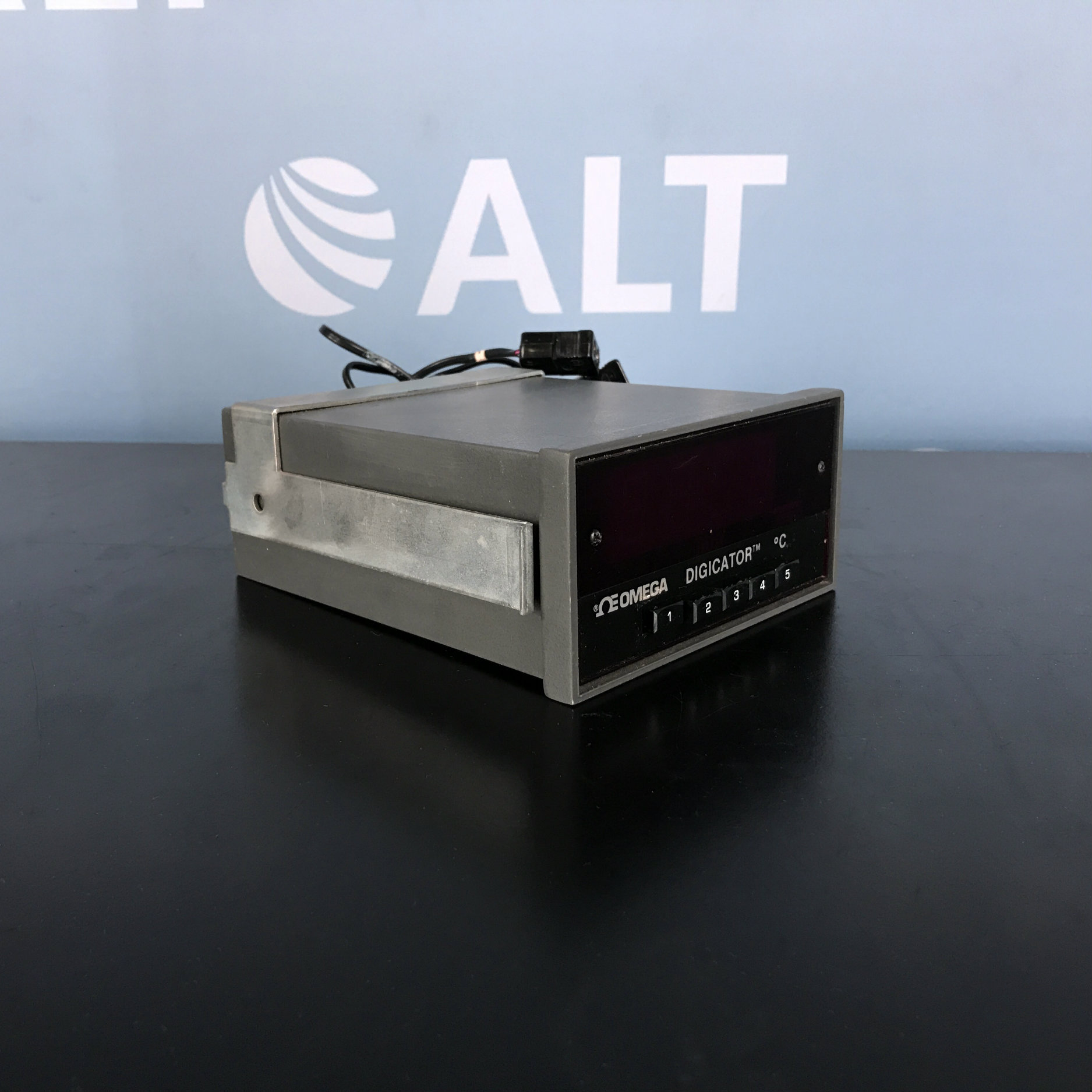 Omega Digicator Model 402B-J
