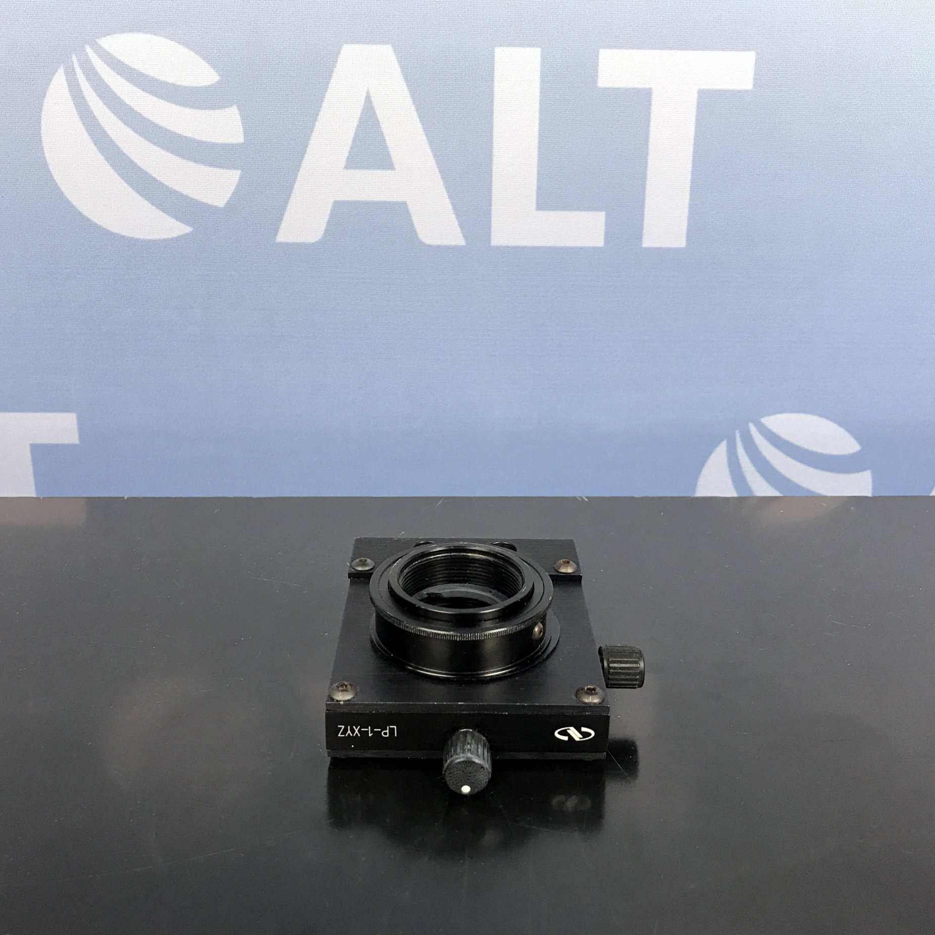 Newport LP-1-XYZ Lens Positioner Three Axis