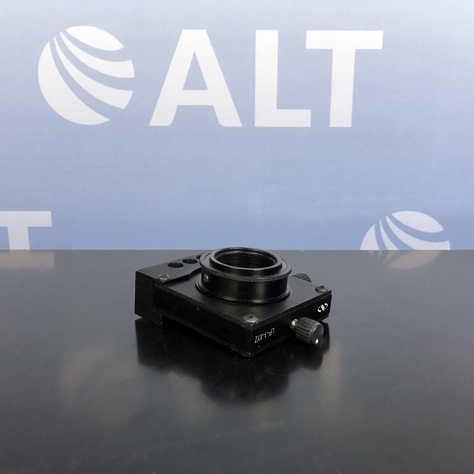 Newport LP-1-XYZ Lens Positioner Three Axis