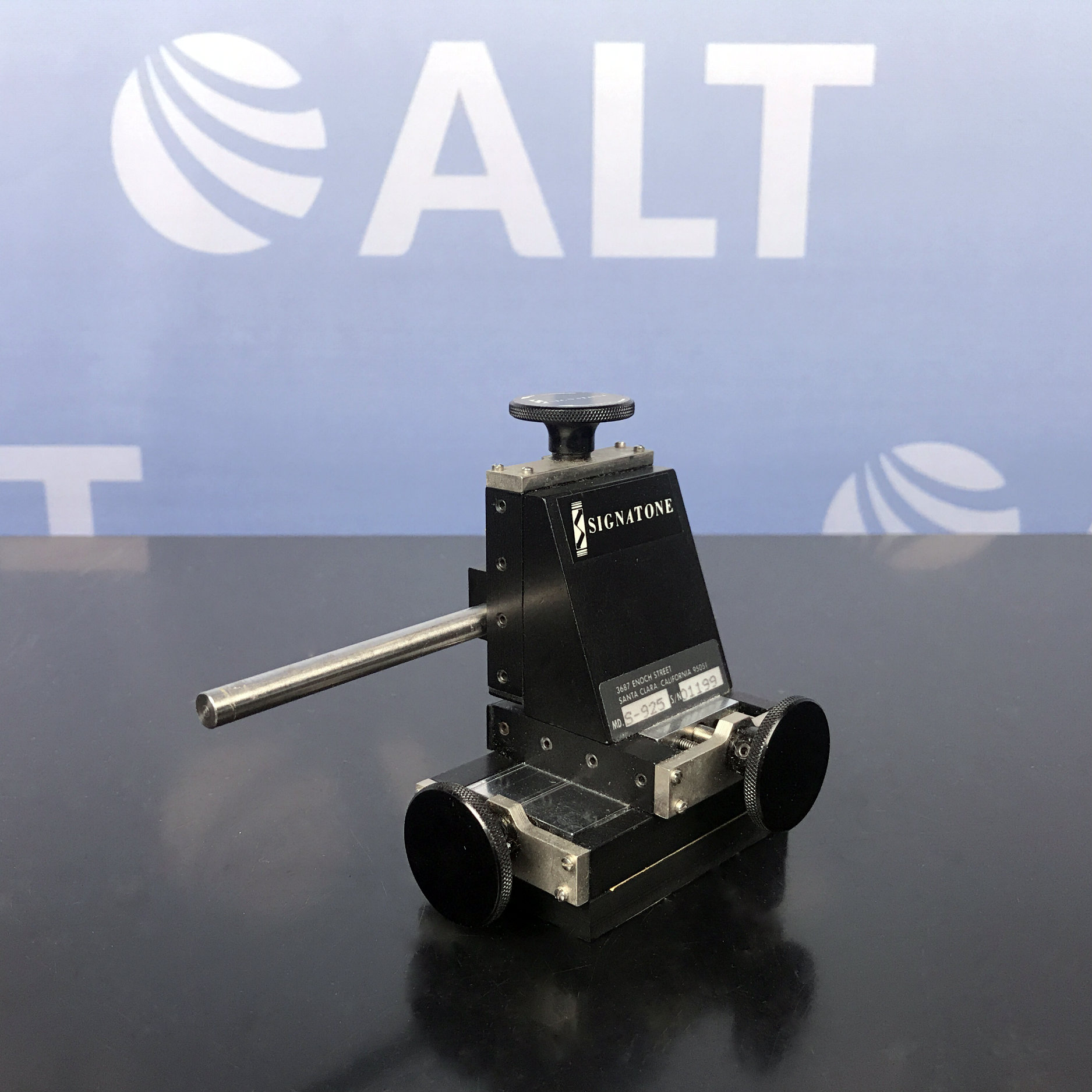 Signatone S-925 Micromanipulator Probe Positioner