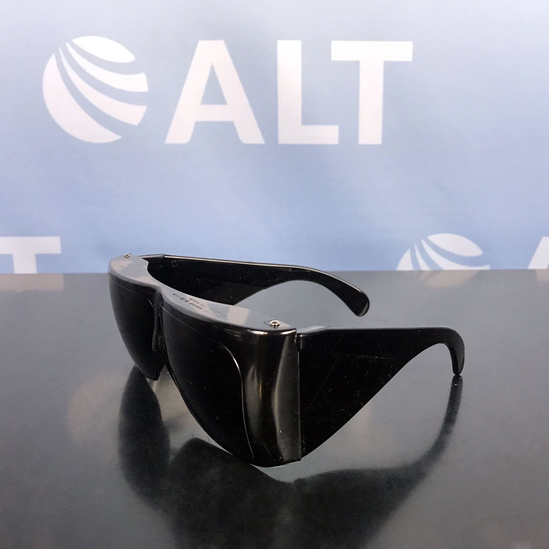 Glendale Optical Laser-Gard Anti-Laser Safety Goggles OD 14 AT 1060 14 AT 840nm Gallium Arsenide (Neodymium)