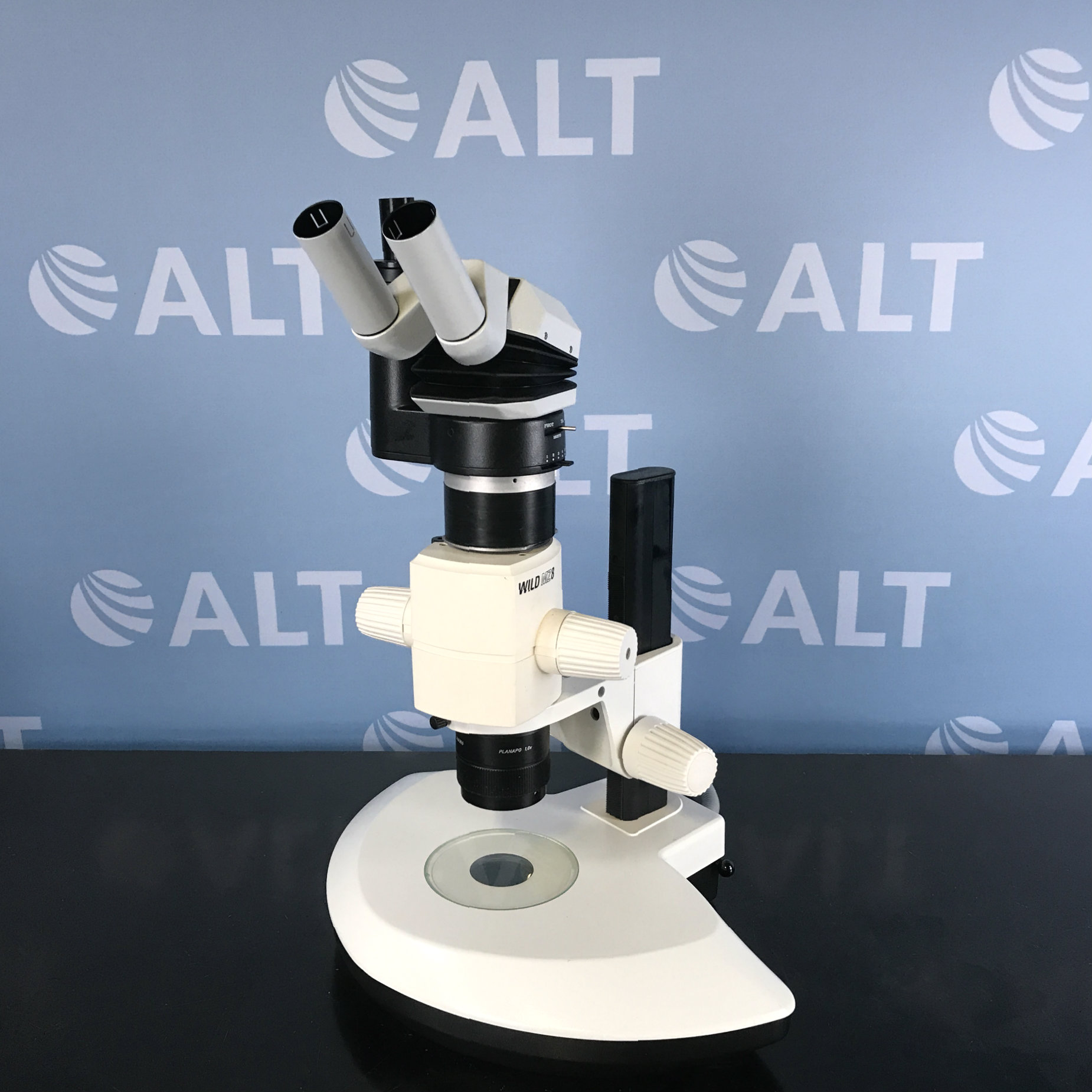 Leica MZ8 Stereo Zoom Microscope