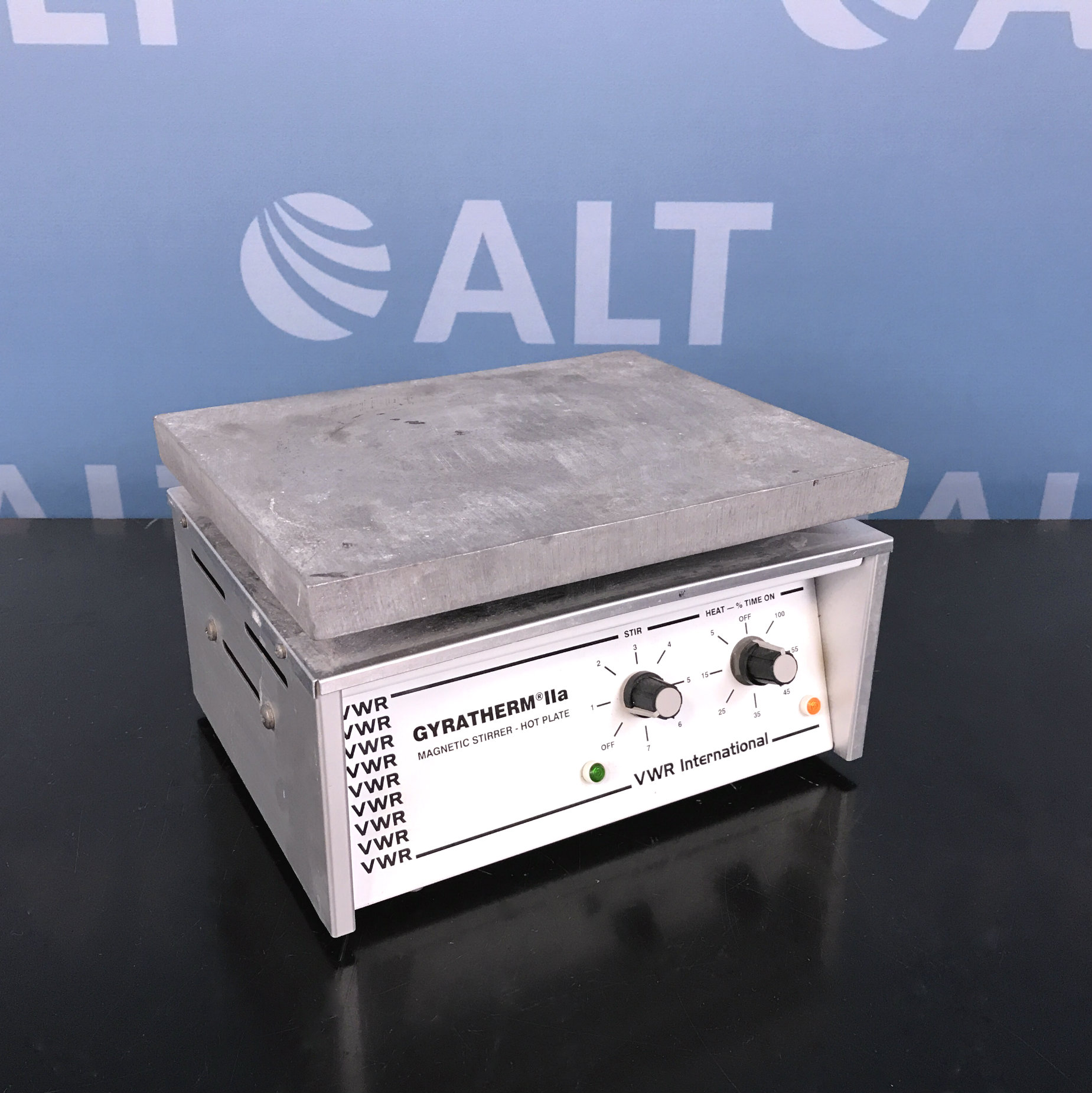 VWR GYRATHERM IIa MAGNETIC HOTPLATE STIRRER 58922-054