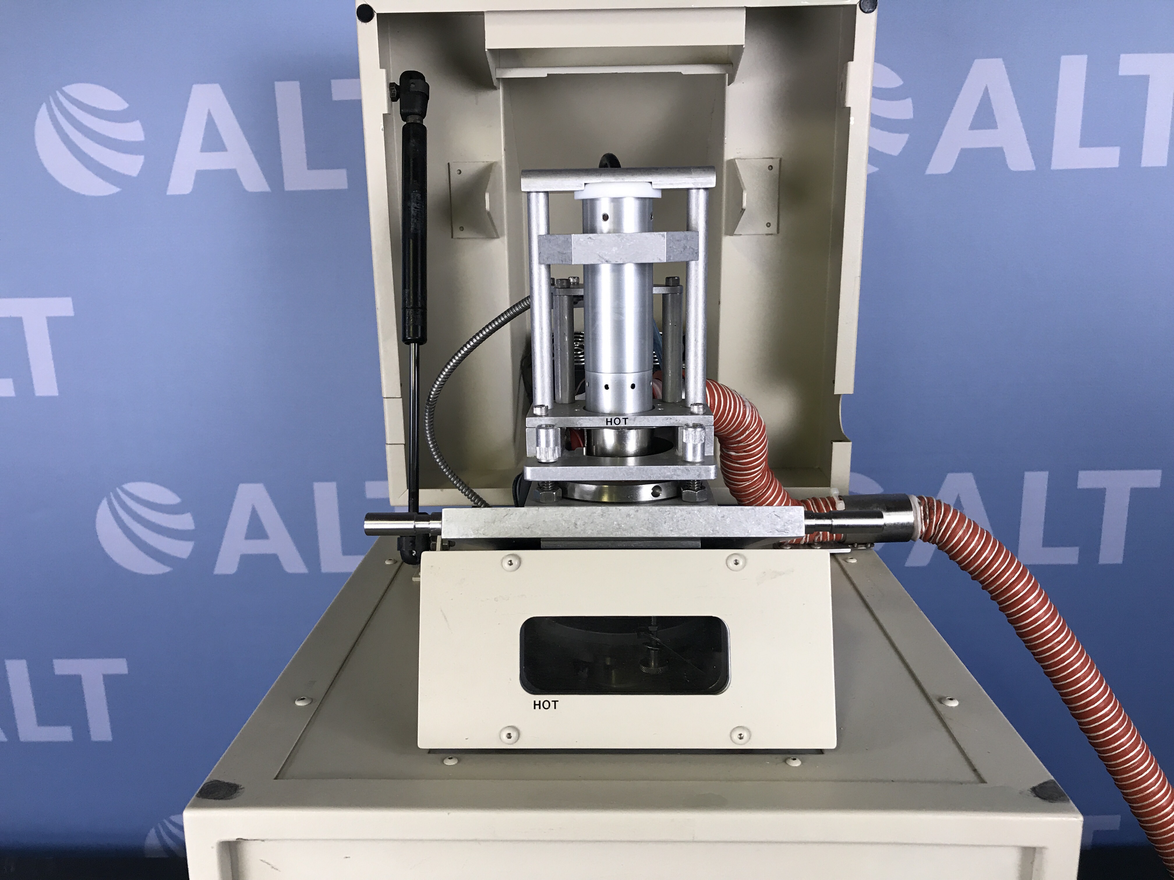 Lab Connections LC-Transform Model 303 System