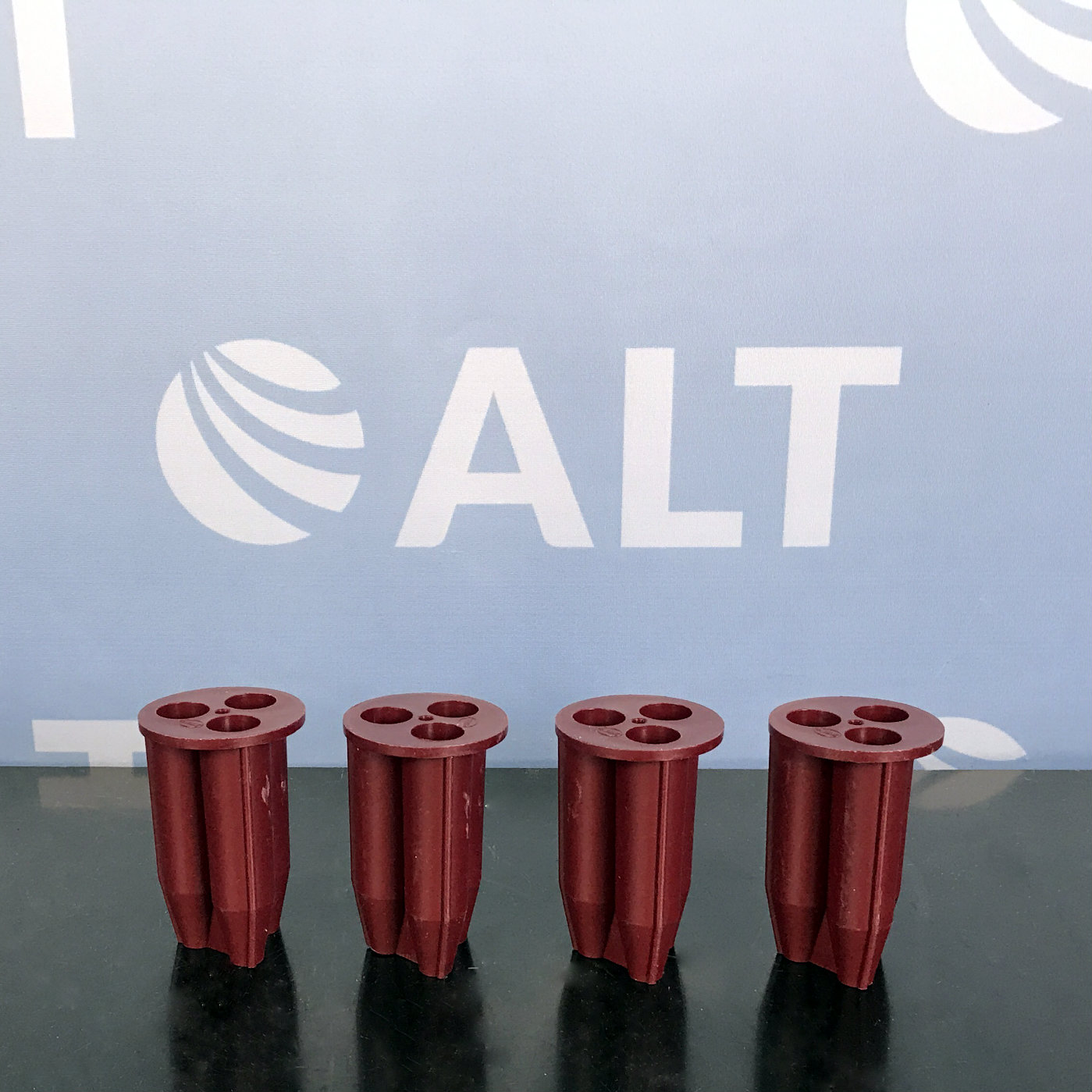 MSE ADAPTERS – MAROON – 3 X 15ml CONICAL TUBES (SET 4) 34159-310