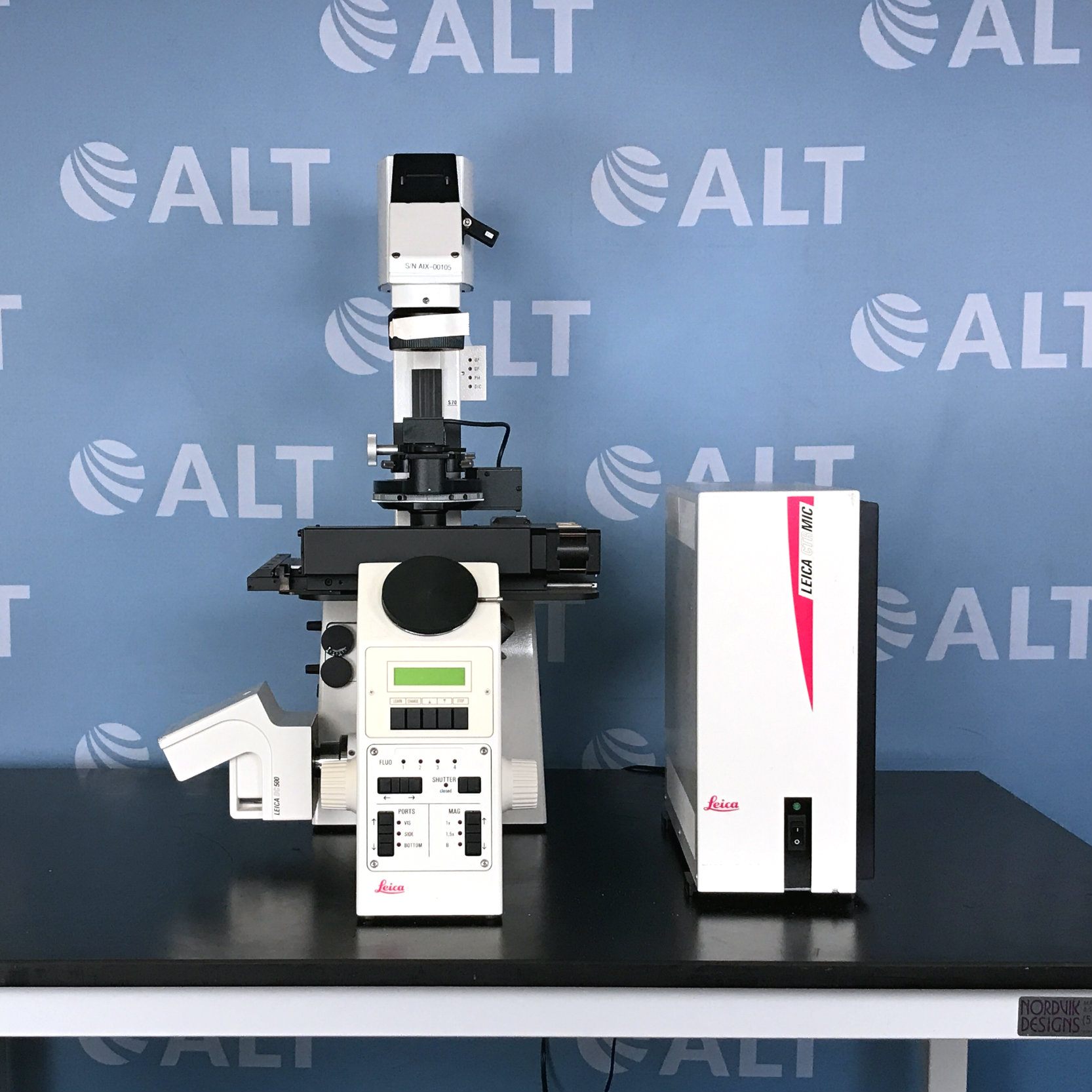 Leica DM IRE2 Microscope