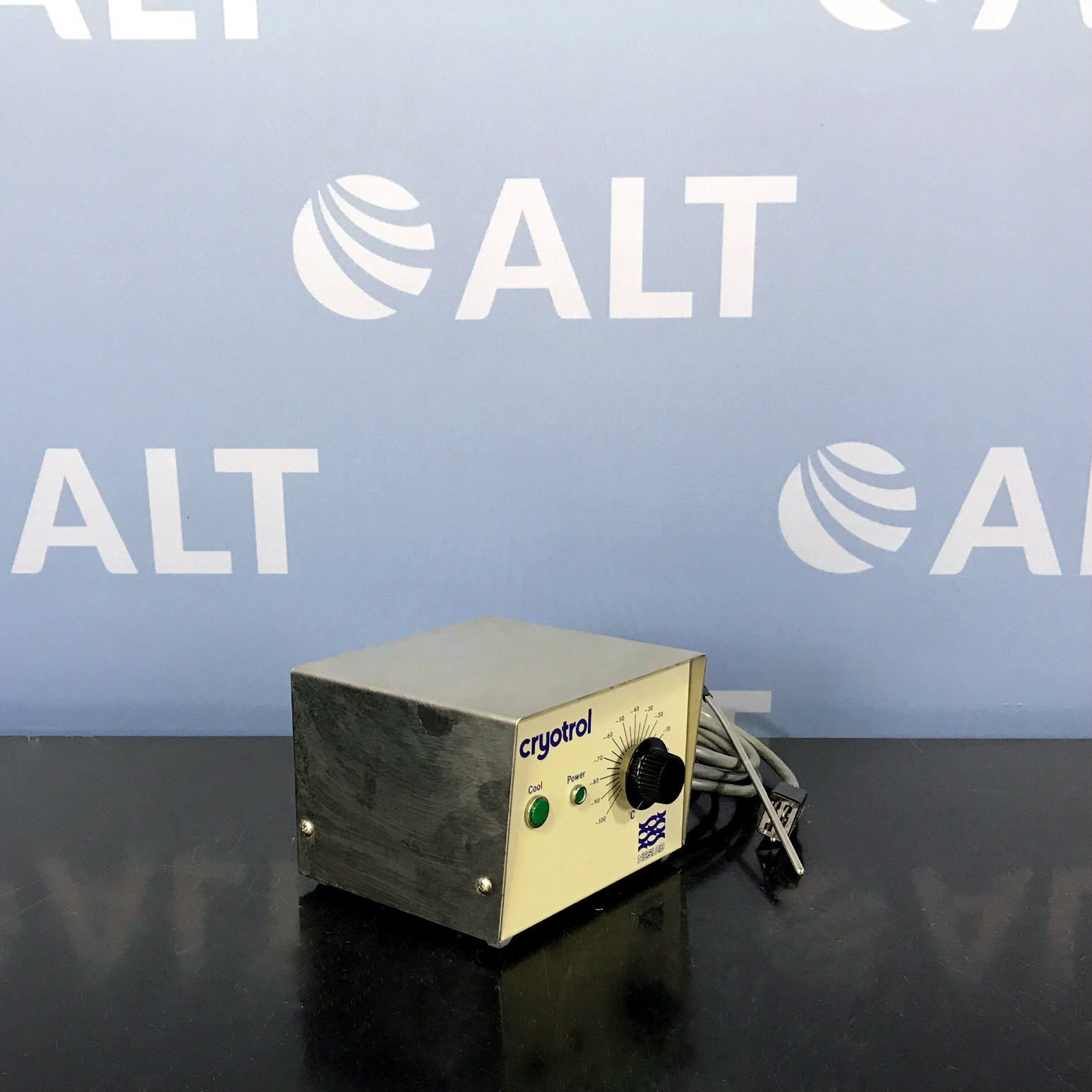 Neslab Cryotrol Temperature Controller P/N 431003000000 with Temperature Probe
