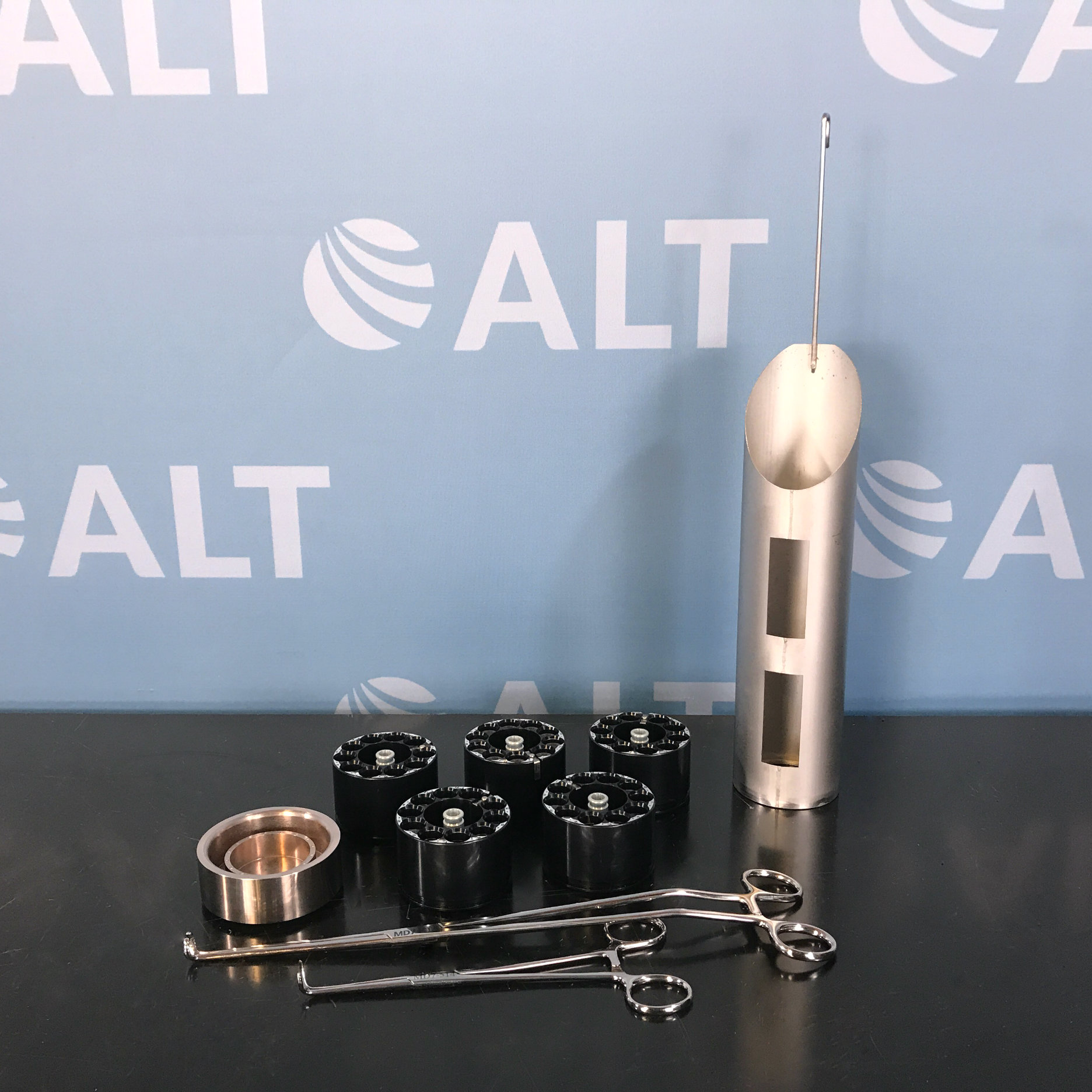 Molecular Dimensions EMBL / ESRF Sample Changer Kit