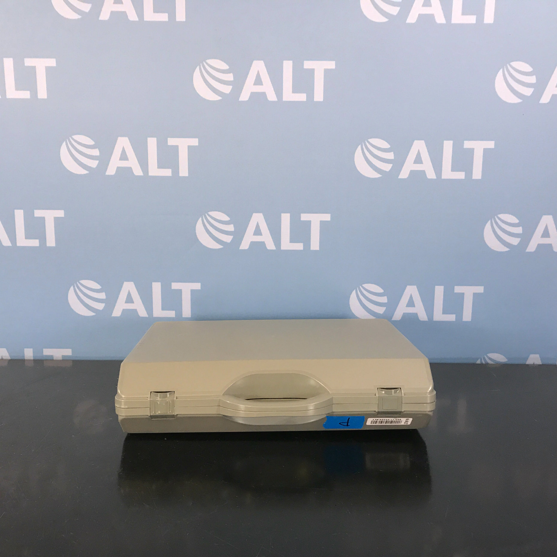 Molecular Dimensions EMBL / ESRF Sample Changer Kit