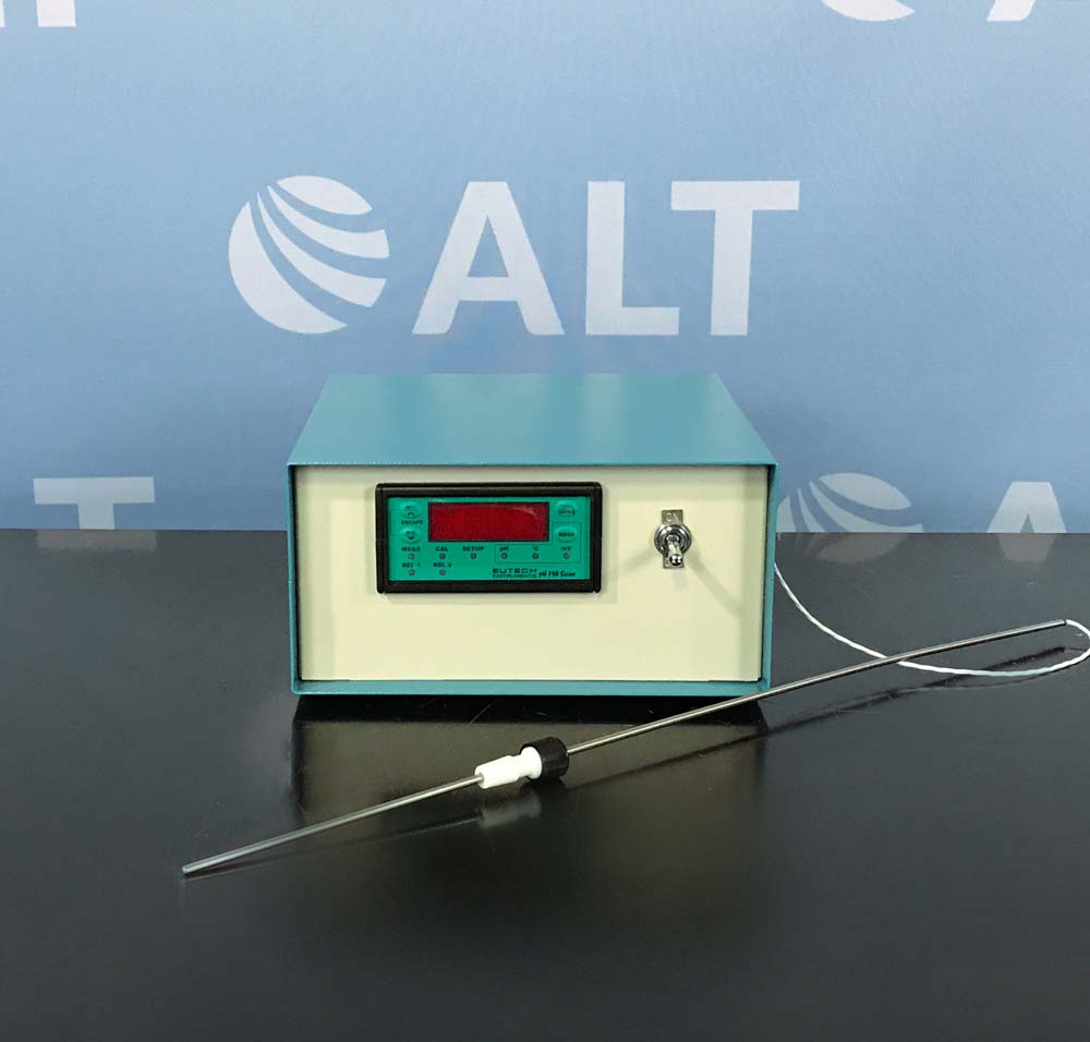 Eutech Instruments lpha pH 190 1/8 DIN pH / ORP Controller with Temperature display and Transmitter