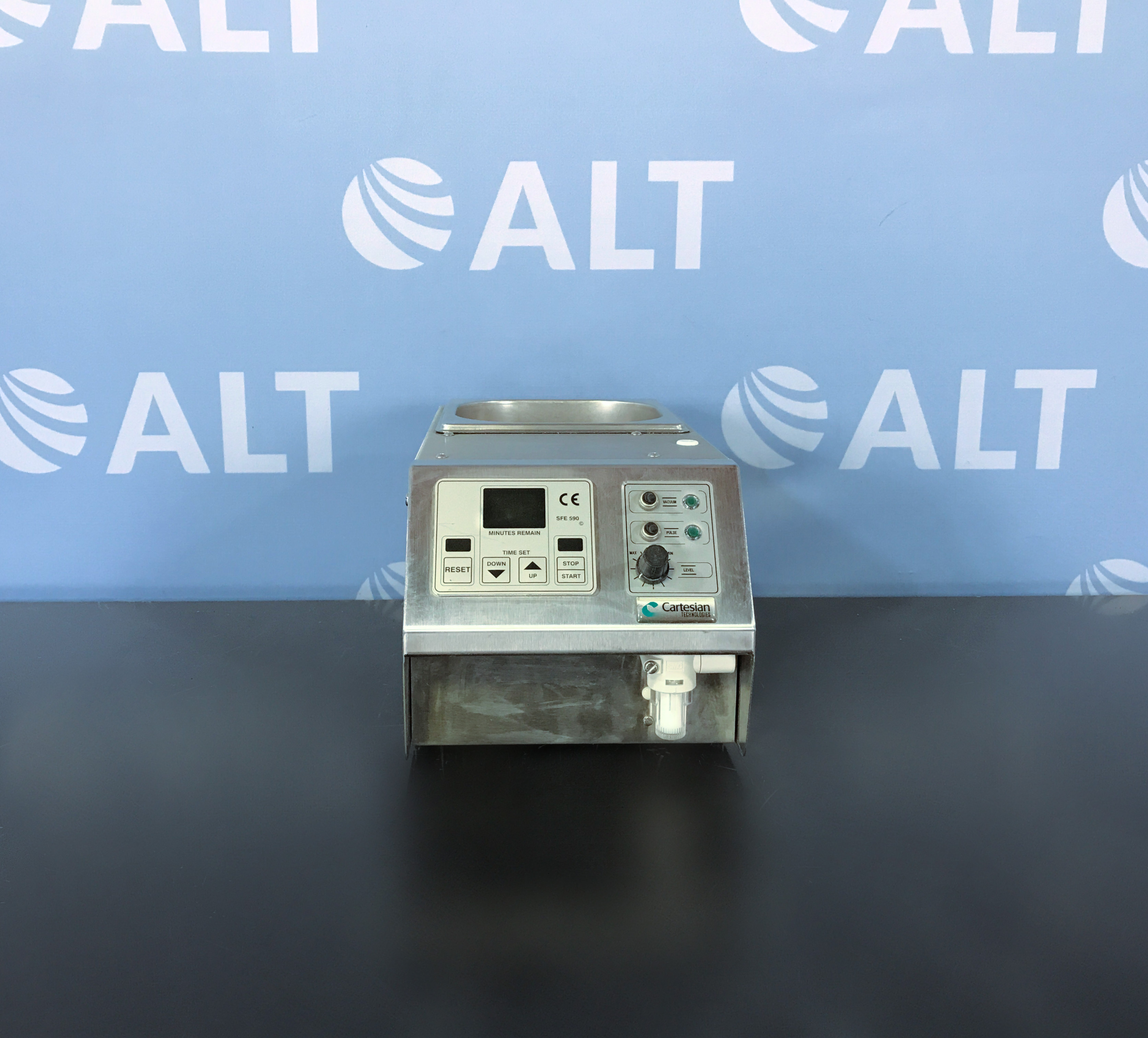 Cartesian Technologies SFE 590 Vacuum Bath