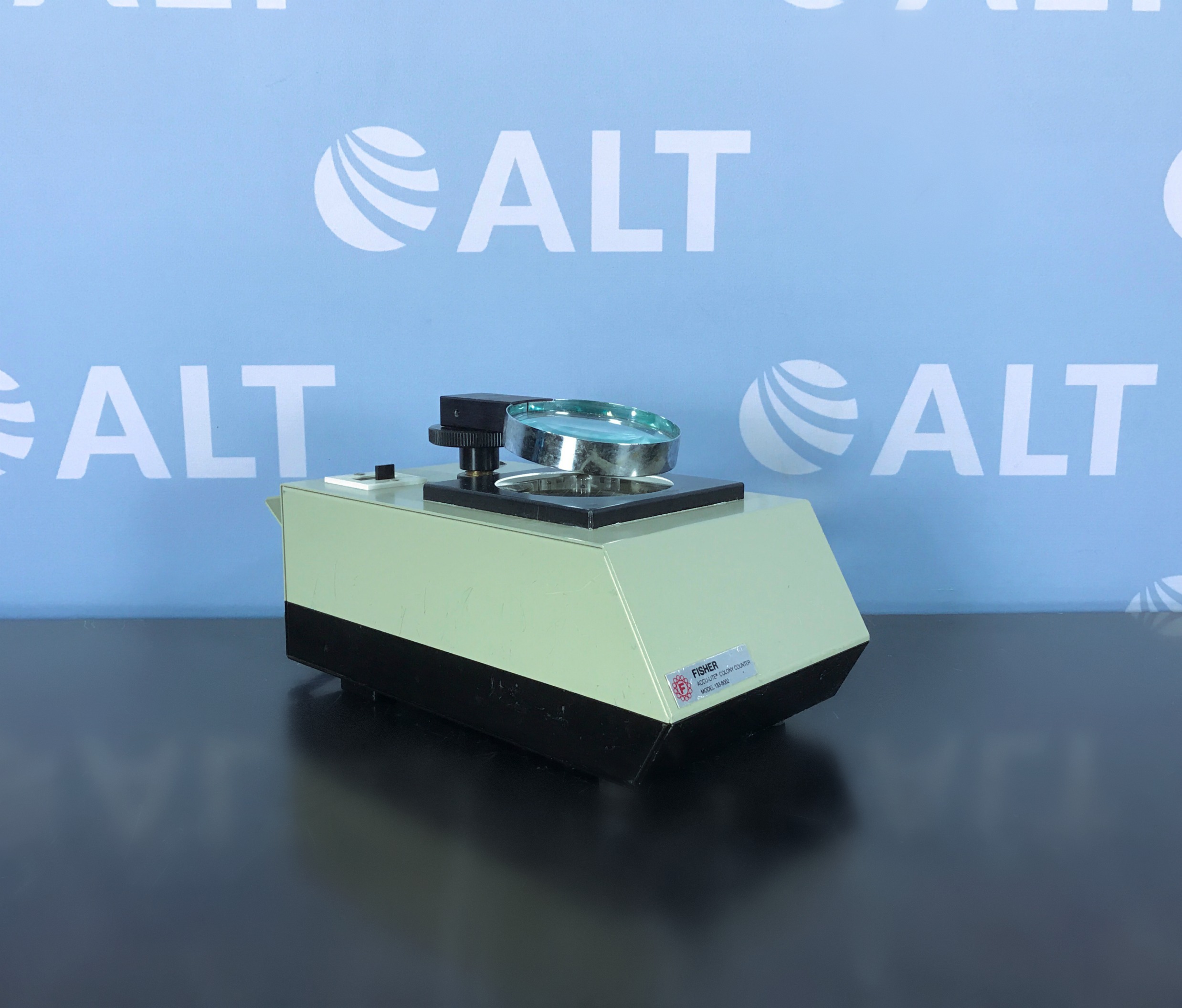 Fisher Accu-Lite Colony Counter Model 133-8002
