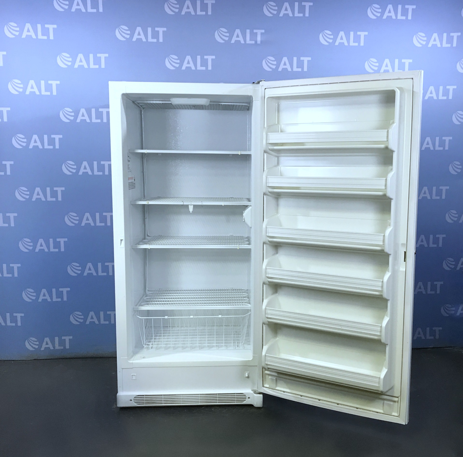 Thermo Scientific 3767-1A -20 Upright Freezer