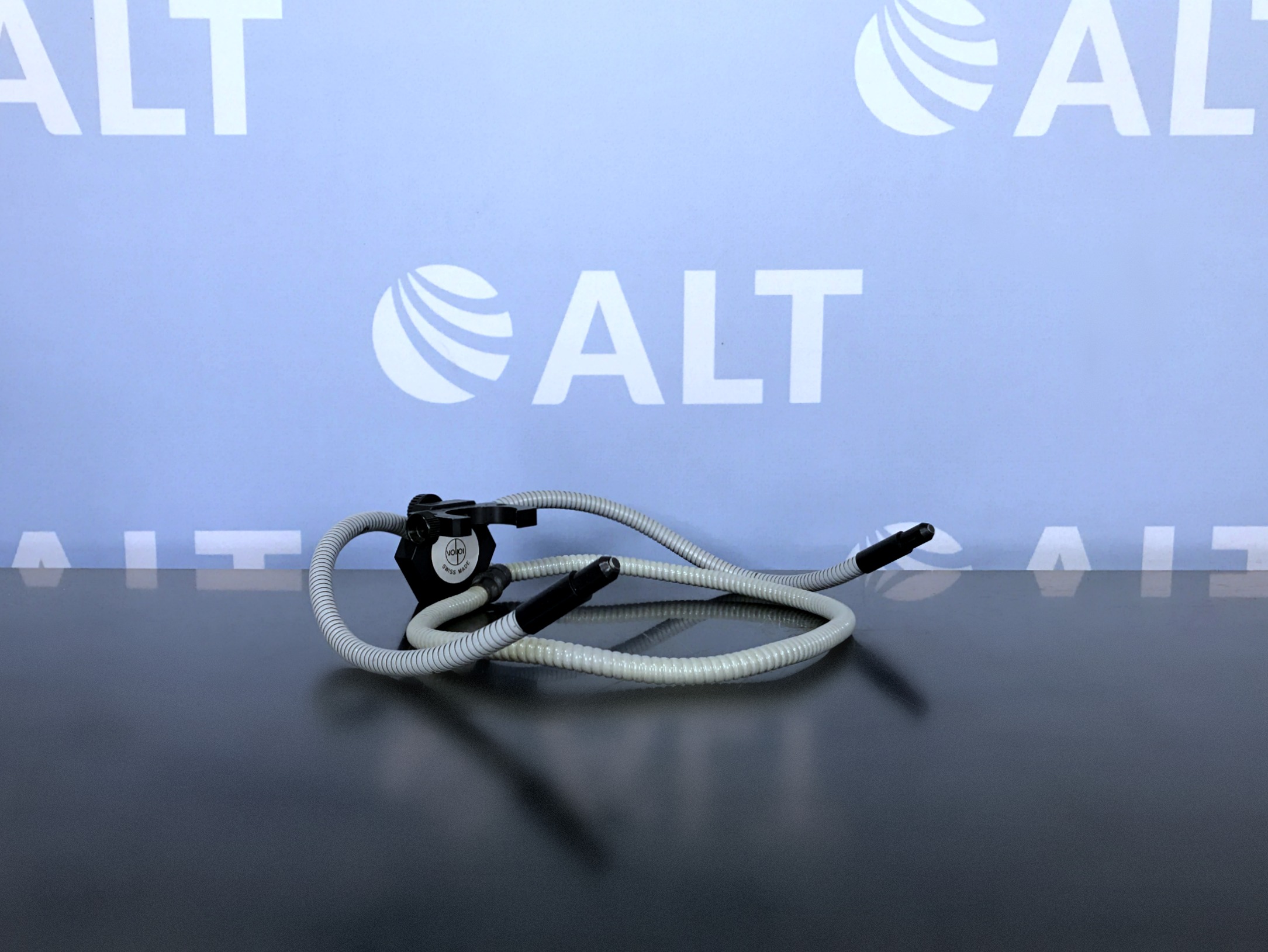 VOLPI Dual Gooseneck Fiber-Optic Light Guide