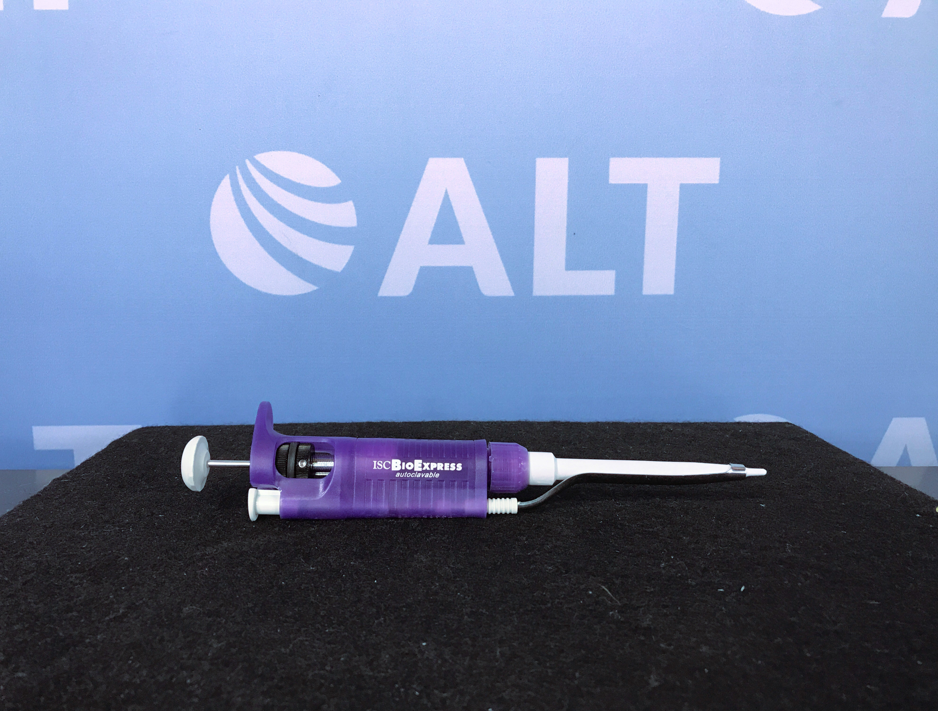 ISC BioExpress GENEMate 0.5-10 l Autoclavable Single-Channel Pipettor