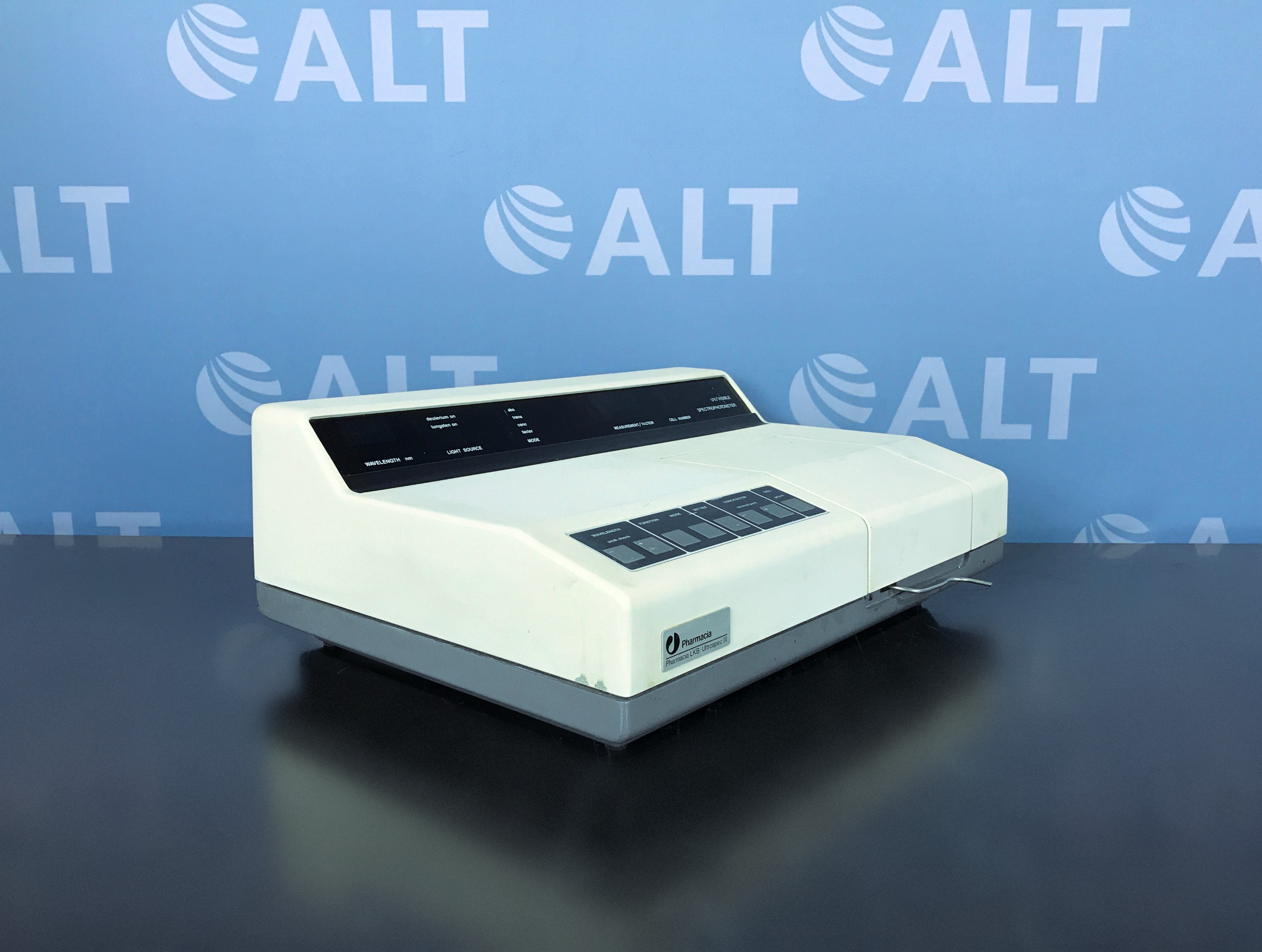 Pharmacia LKB Ultrospec III UV/Vis Spectrophotometer with  Autofill III