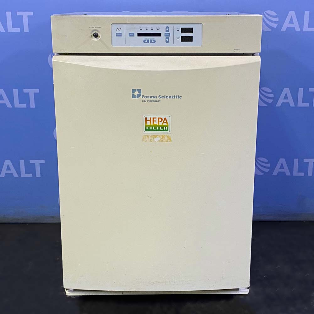 Forma Scientific Forma 310 Direct Heat CO2 Incubator