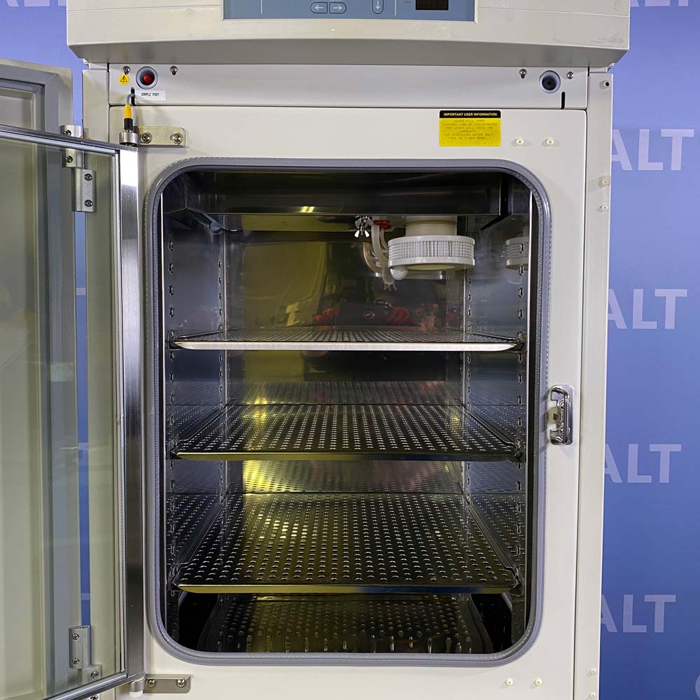 Thermo Forma  3110 Series II Water Jacket CO2 Incubator, Dual Stack