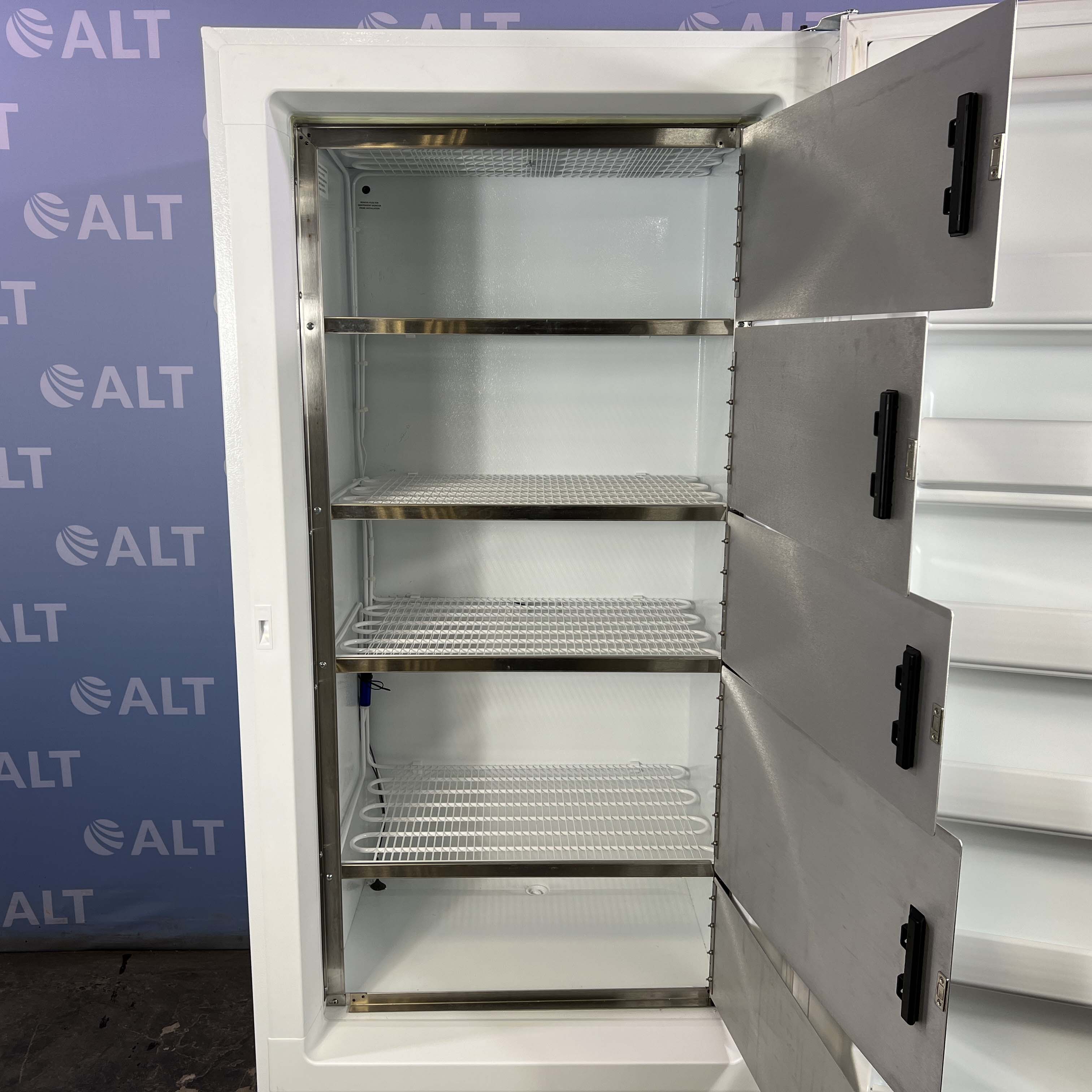 VWR -20 Manual Defrost Lab Freezer, Model MFS-20 (20 Cu. Ft.)