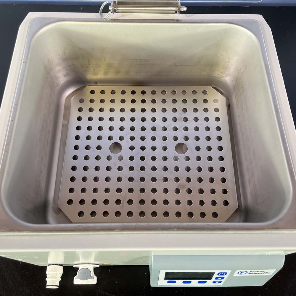 Fisher Scientific GPD 10 Isotemp General Purpose Deluxe Water Bath, Cat. No. FSGPD10