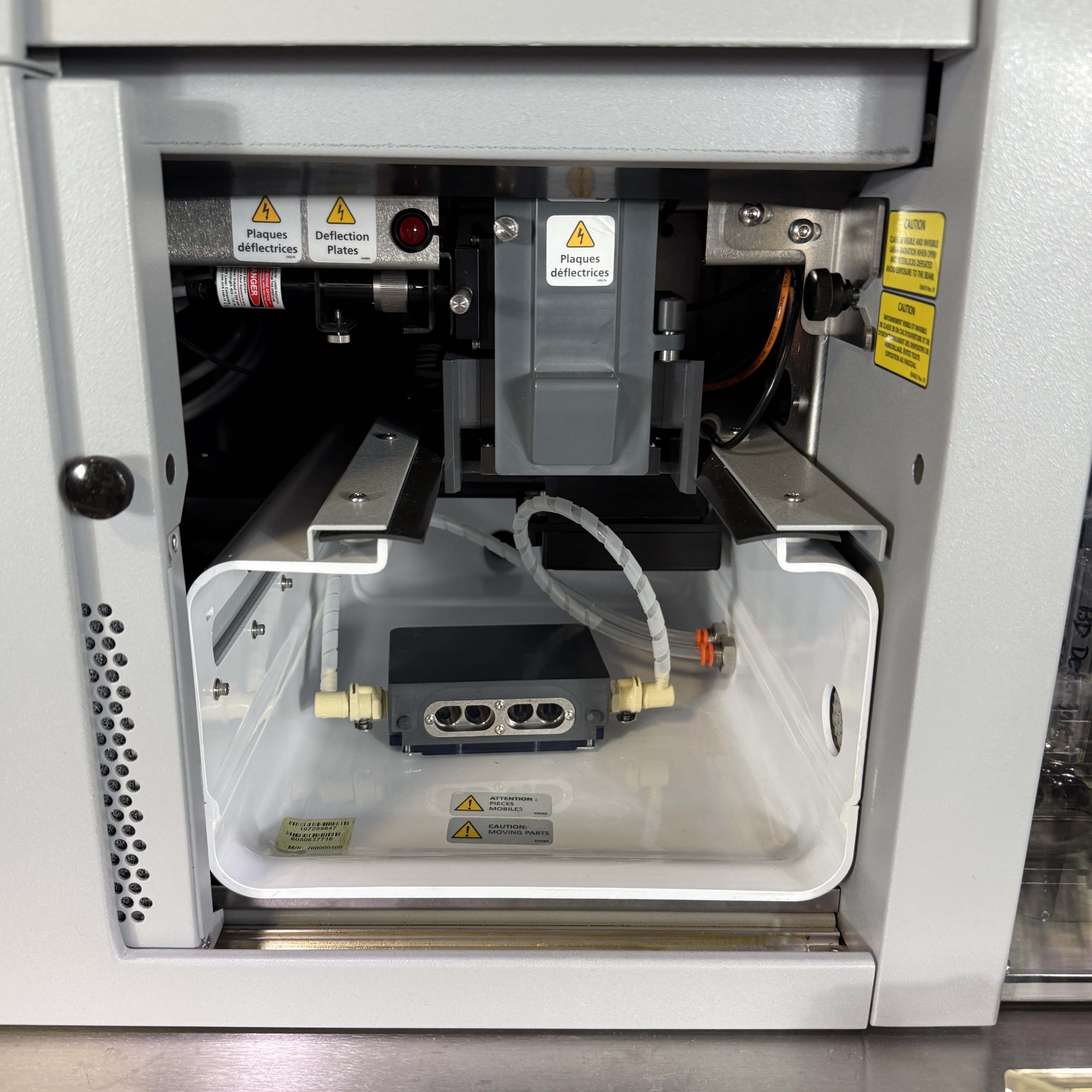 BD Biosciences FACSAria Fusion Flow Cytometer With BD400 Class II Biosafety Cabinet, Thermo Scientific Chiller, And JUN-AIR Compressor