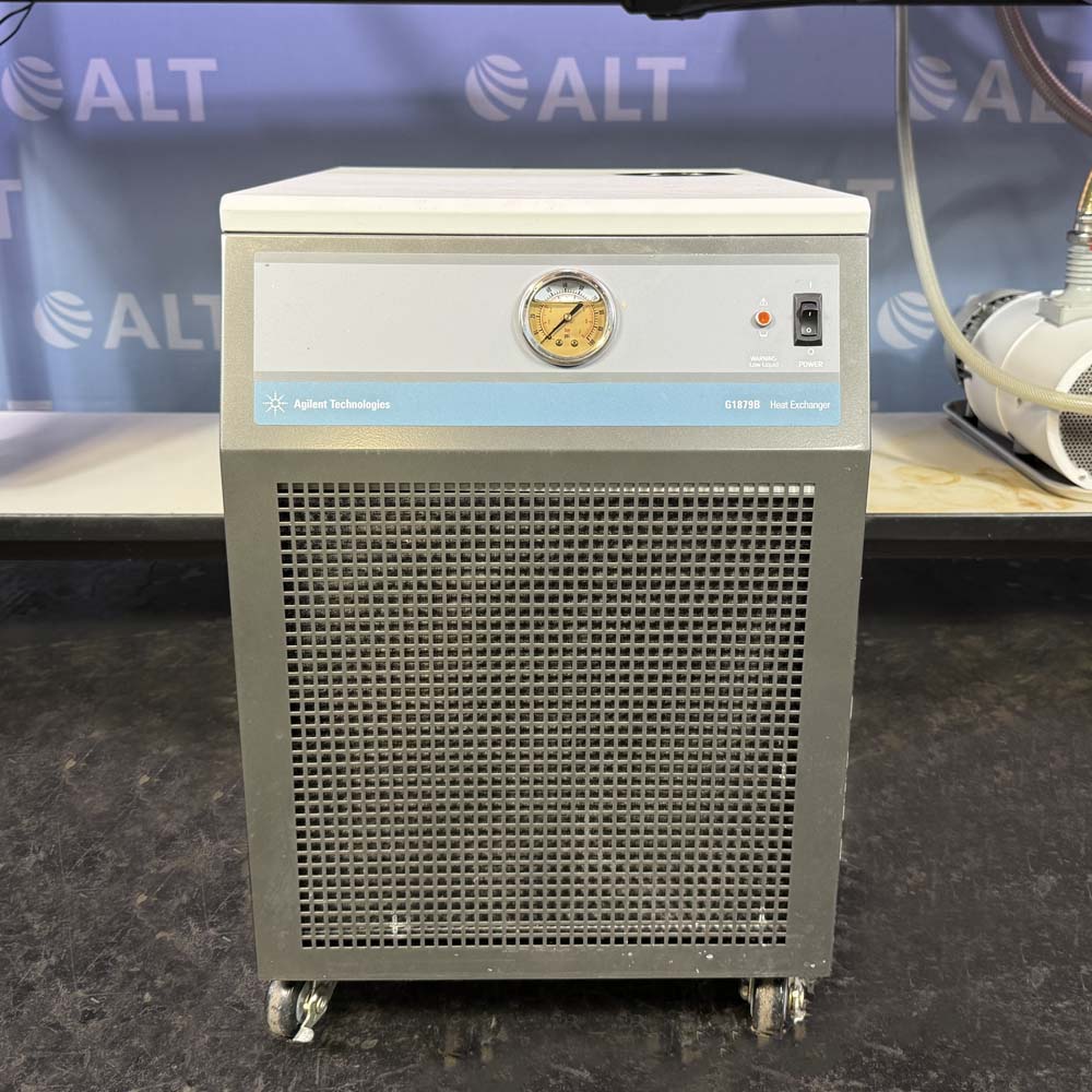 Agilent 7700x (G3281A) Inductively Coupled Plasma Mass Spectrometer With ASX-500 Series Autosampler G3286A, Heat Exchanger, Vacuum Pump