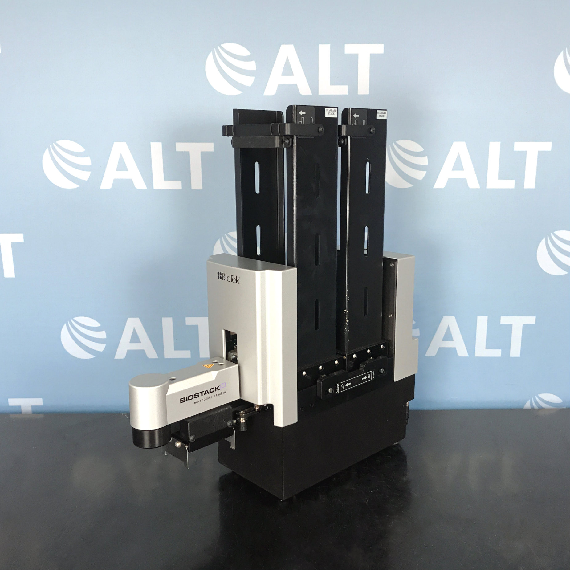 BioTek  BioTek EL406 Combination Washer Dispenser With Biostak 4 Plate Stacker And Valve Module