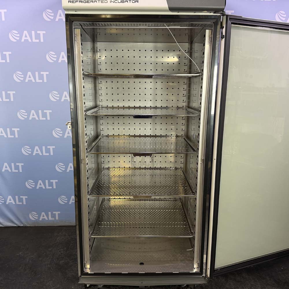 Caron 7001 Series Refrigerated Incubator, Model 7001-33-2