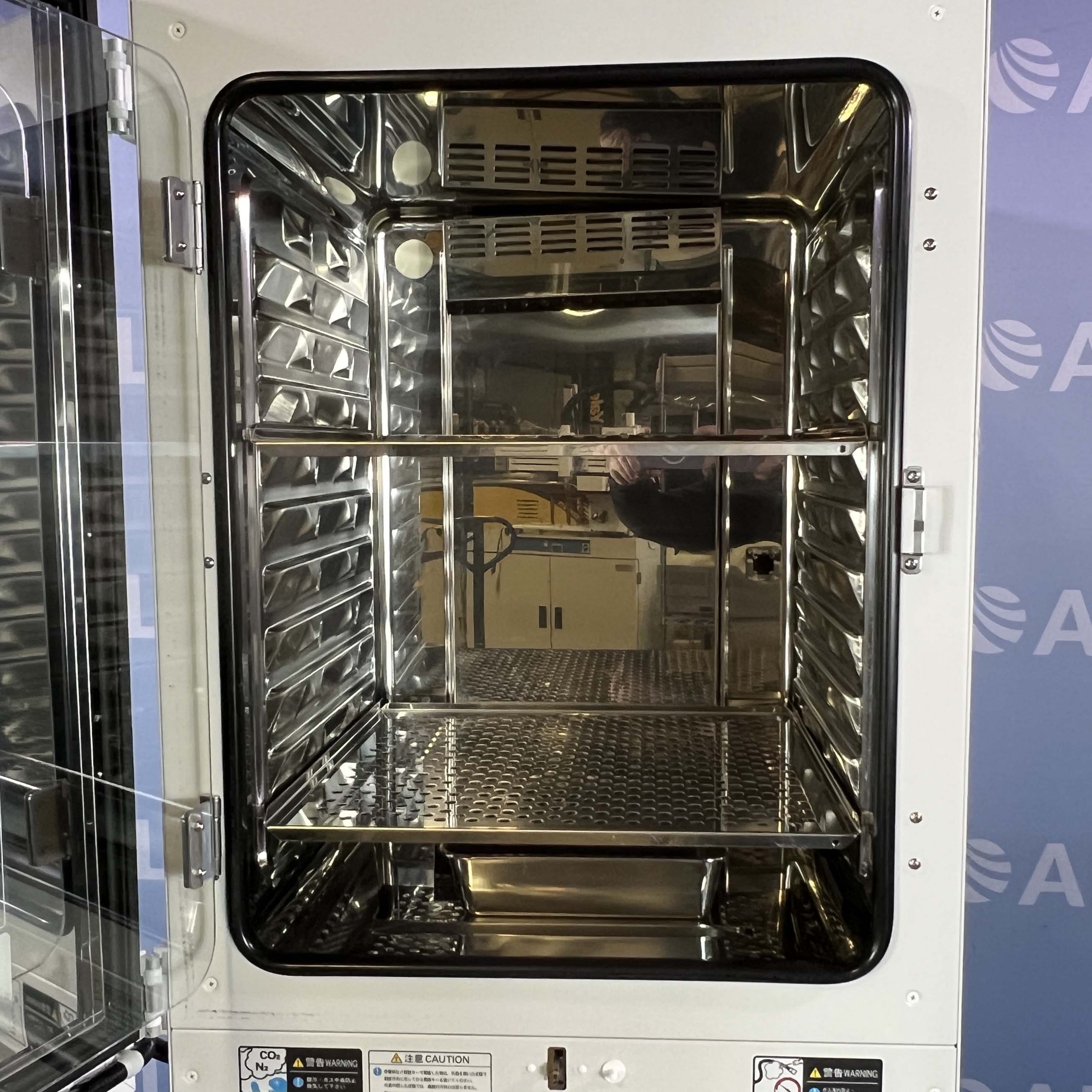 phcbi Cell-IQ CO2 Incubator, Model MCO-170AICUVL-PA (Dual Stack)