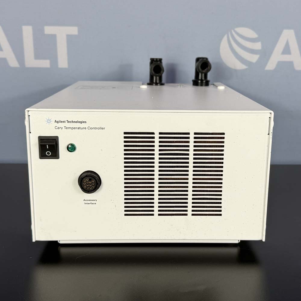 Agilent  Cary 300 UV-Vis Spectrophotometer With G9844A Temperature Controller