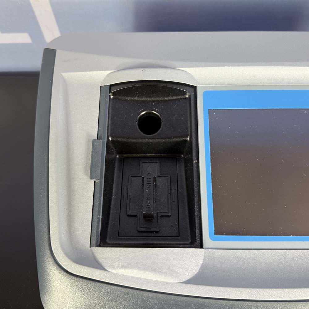 Hach  DR 3900 Spectrophotometer