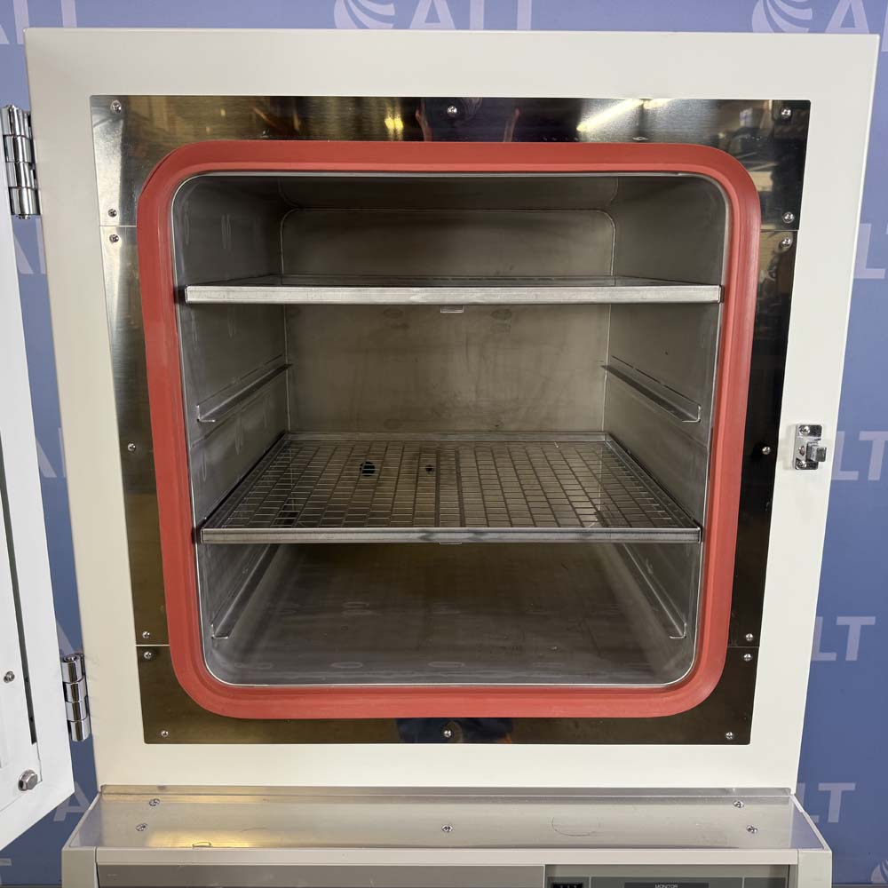 Yamato DP43 Large Vacuum Drying Oven