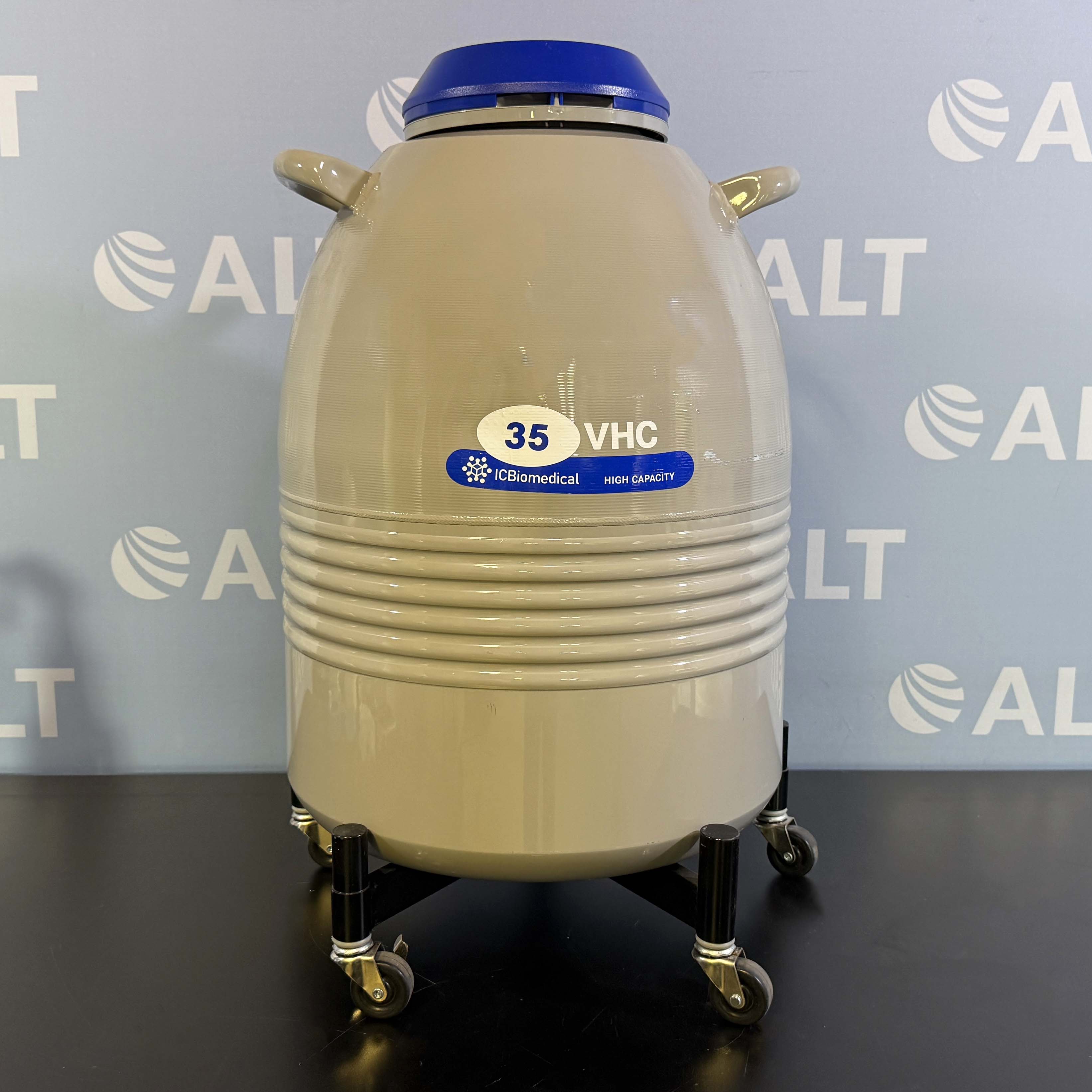 IC Biomedical  35L Liquid Nitrogen Tank, Model 35VHCB-11M