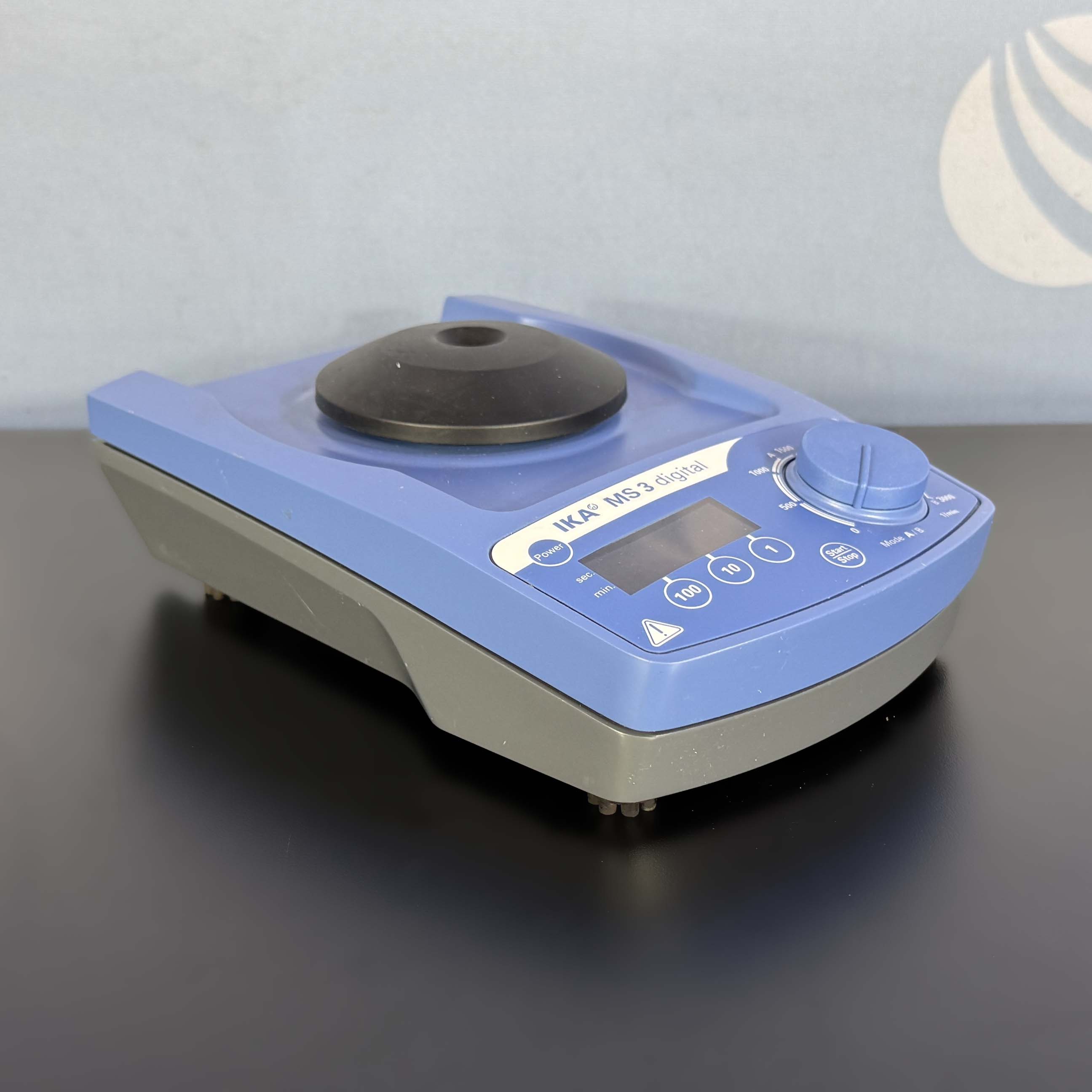 IKA  MS 3 D S000 Digital Vortexer