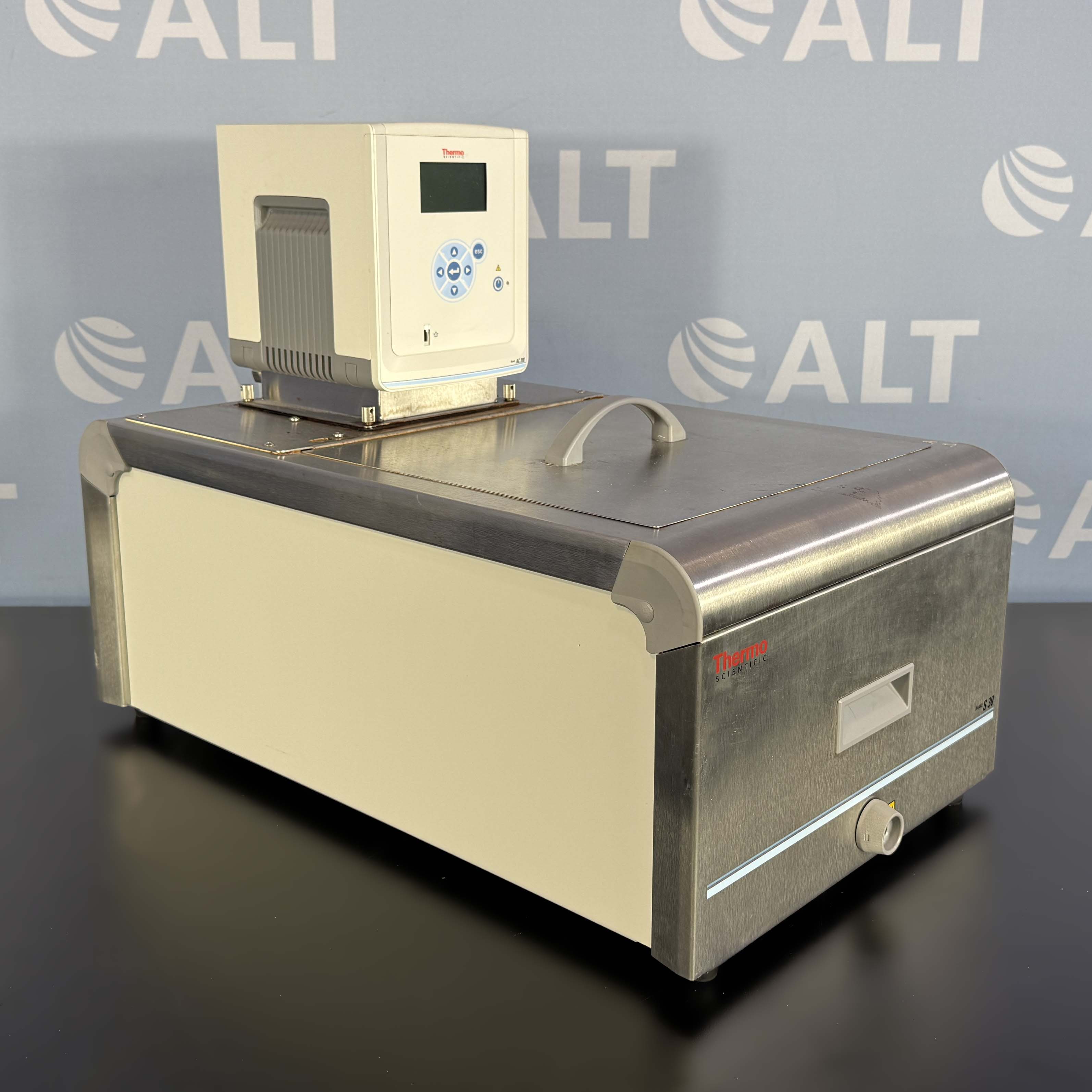 Thermo Scientific Haake AC 200 Circulating Chiller With S 30 Bath