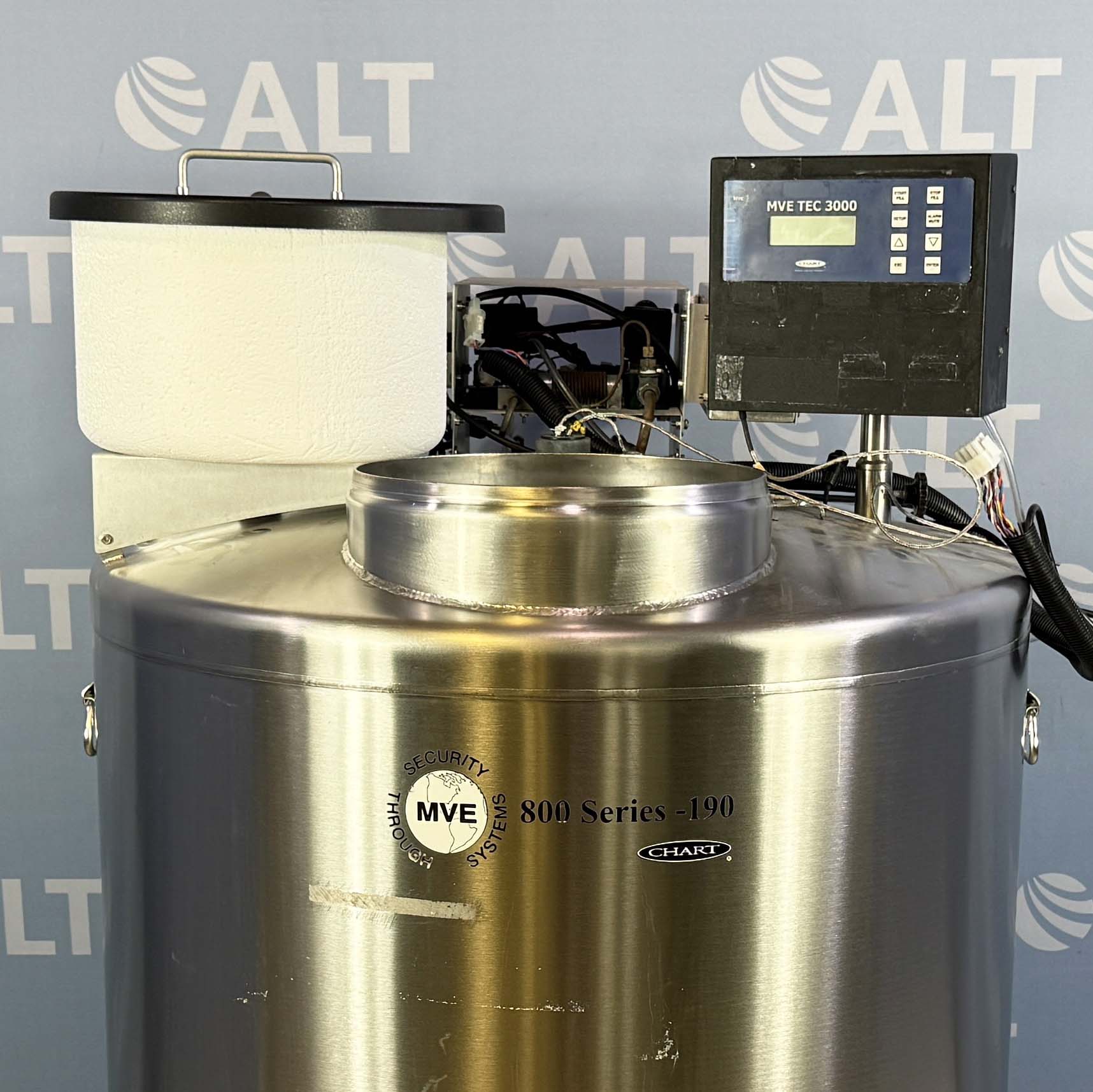 Chart Industries MVE 800 Series Liquid Nitrogen LN2 Freezer, Model 815P-190AF-GB
