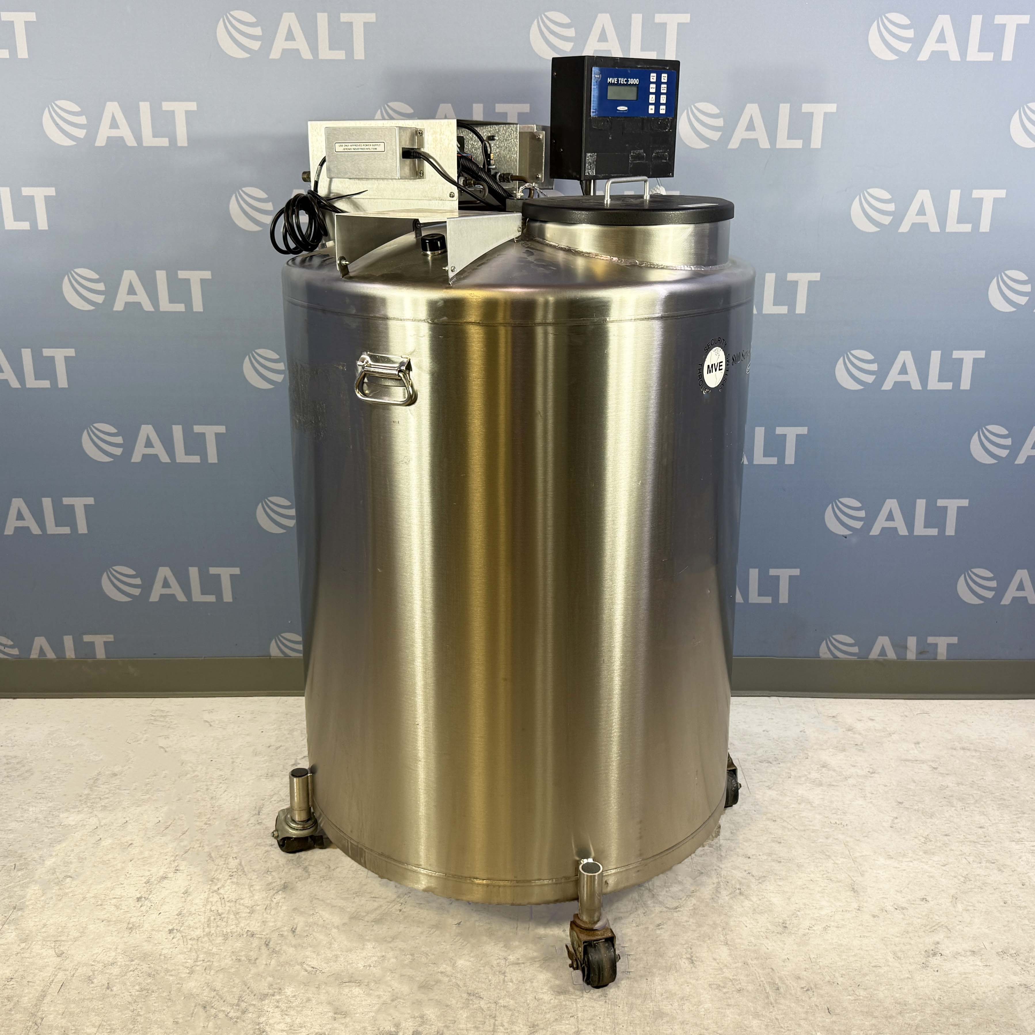 Chart Industries MVE 800 Series Liquid Nitrogen LN2 Freezer, Model 815P-190AF-GB