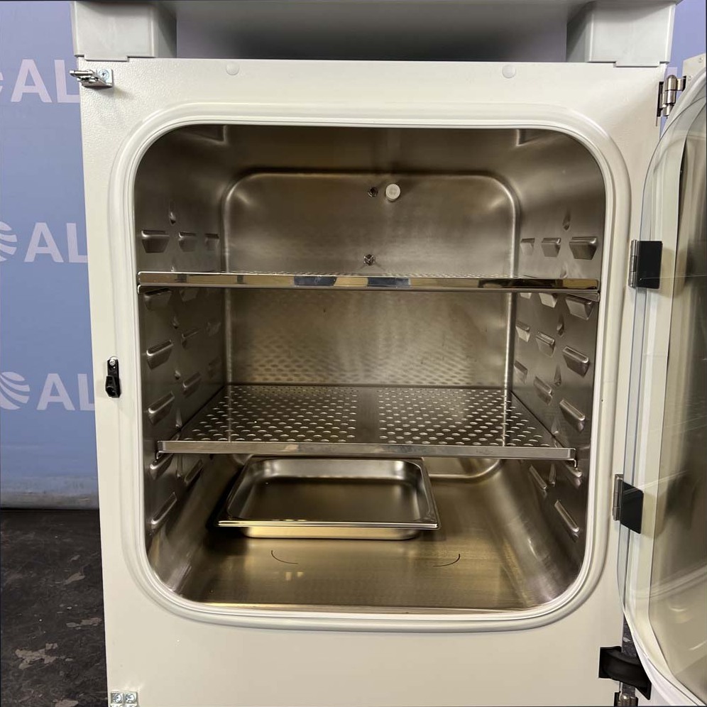 Binder  Model CB 170 CO2 Incubator With Hot Air Sterilization And Active Humidification, Model CB 170-UL (Dual Stack)