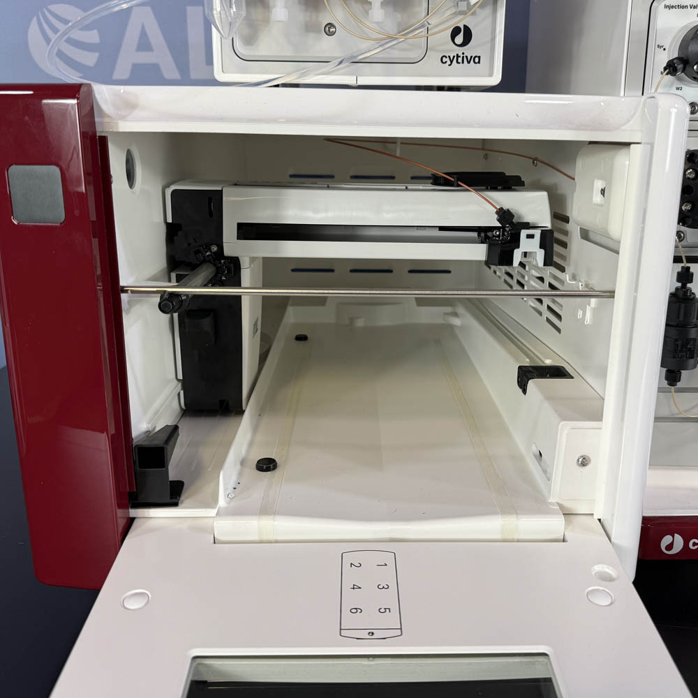GE Healthcare Life Sciences  AKTA Pure 150 M With Fraction Collector F9-C And S9H Sample Pump