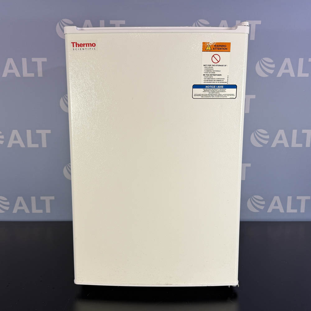 Thermo Scientific Undercounter Lab Freezer, Model 05LFEETSA